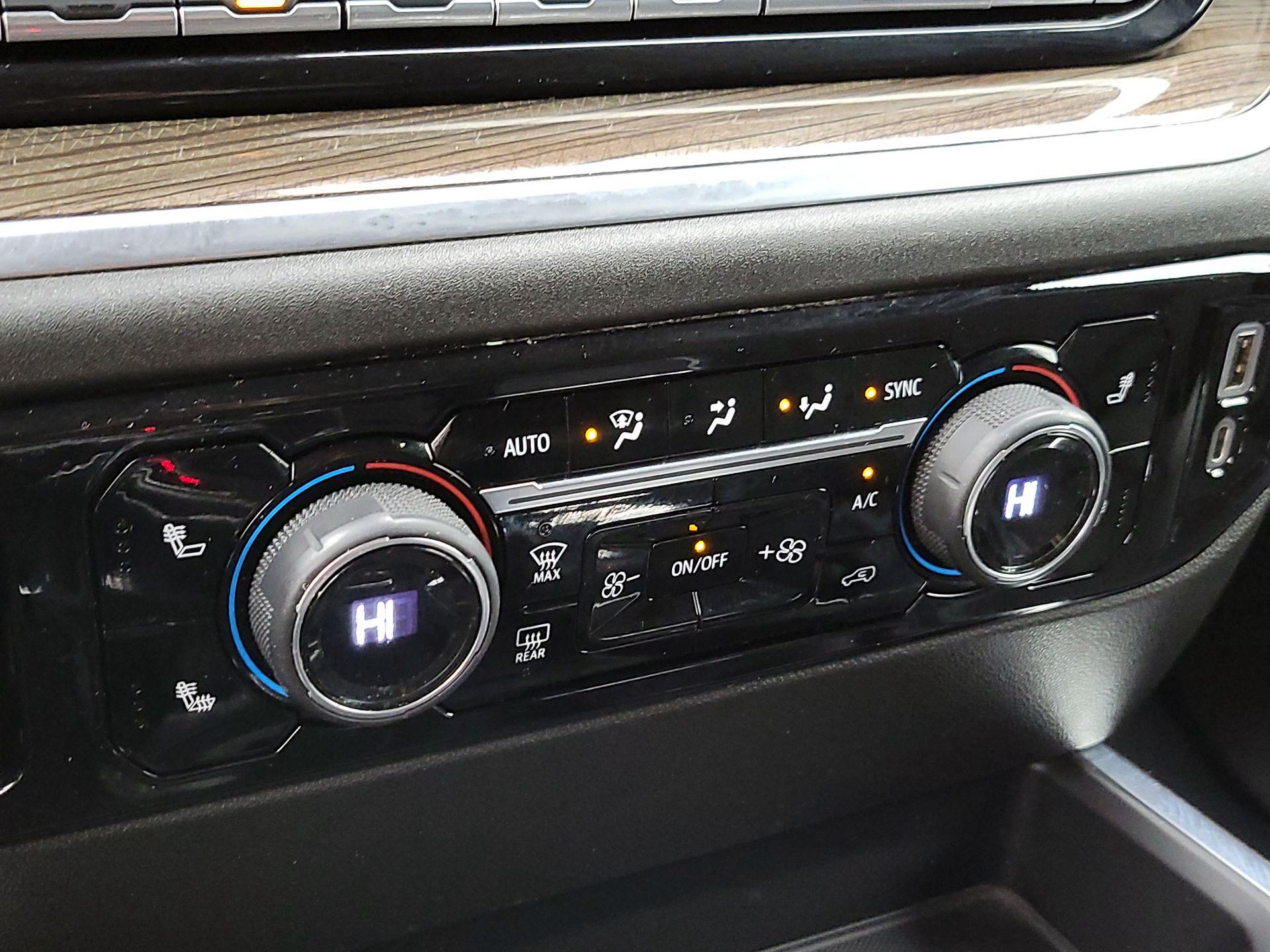 Thumbnail: 2022 Chevrolet Silverado 1500 - 17