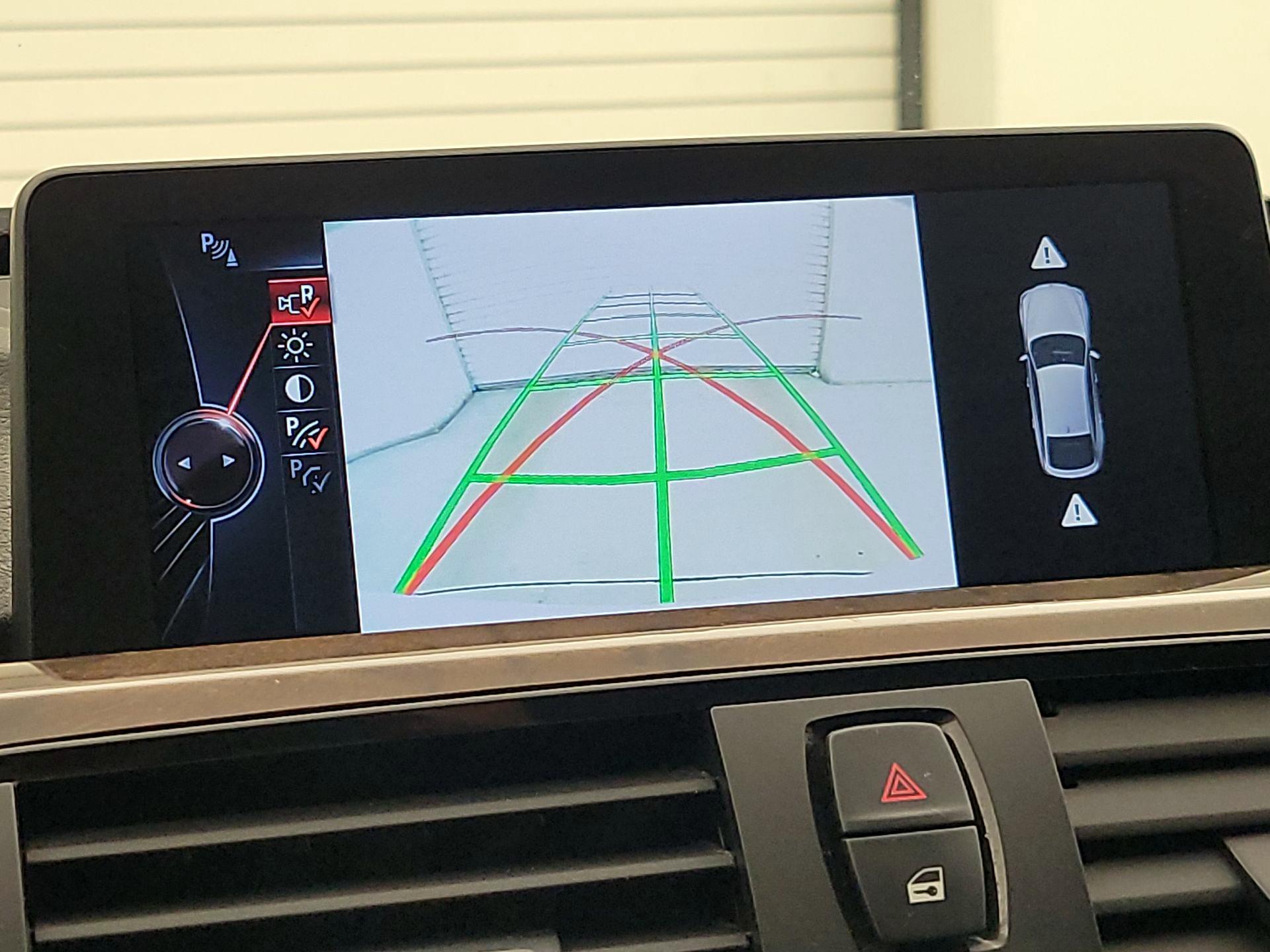 Thumbnail: 2015 BMW 3 Series - 15