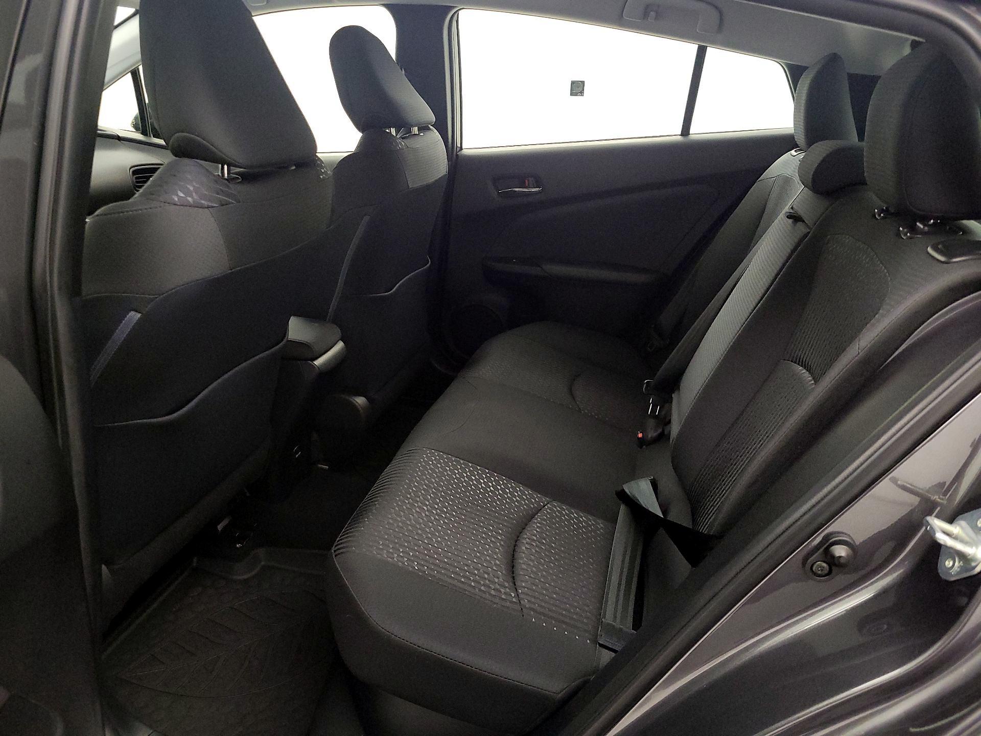 Thumbnail: 2018 Toyota Prius - 19