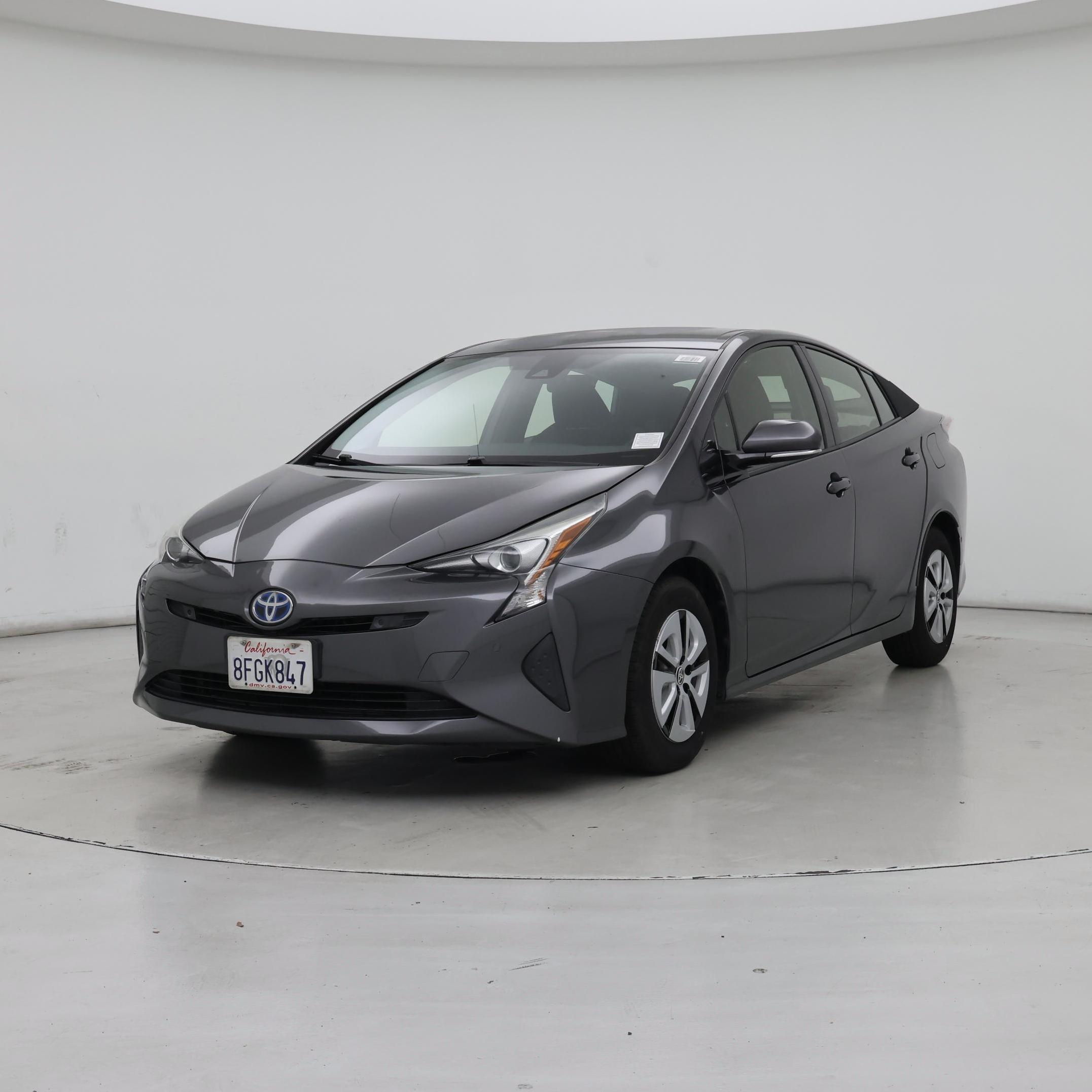Thumbnail: 2018 Toyota Prius - 4