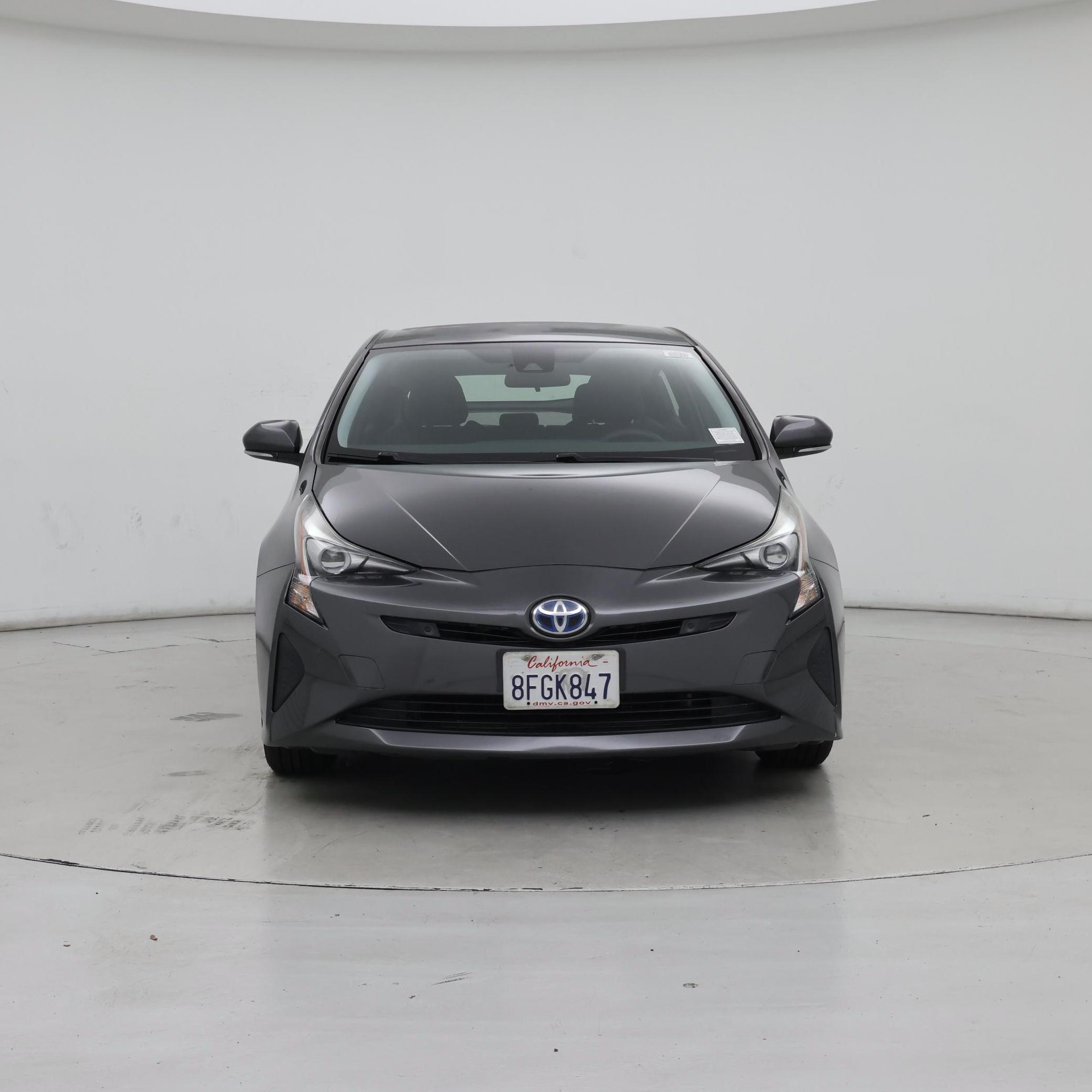 Thumbnail: 2018 Toyota Prius - 5