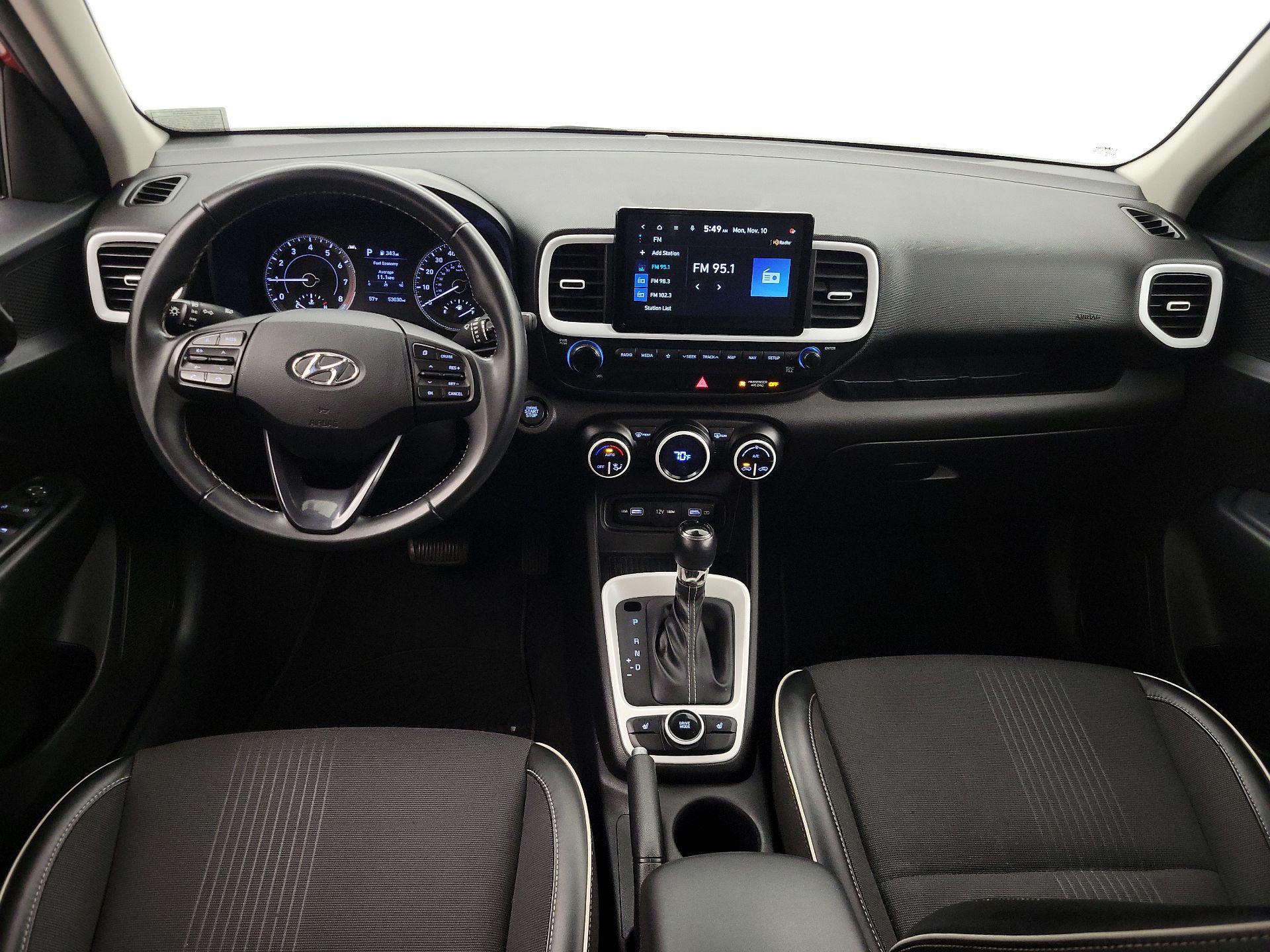 Thumbnail: 2022 Hyundai Venue - 9