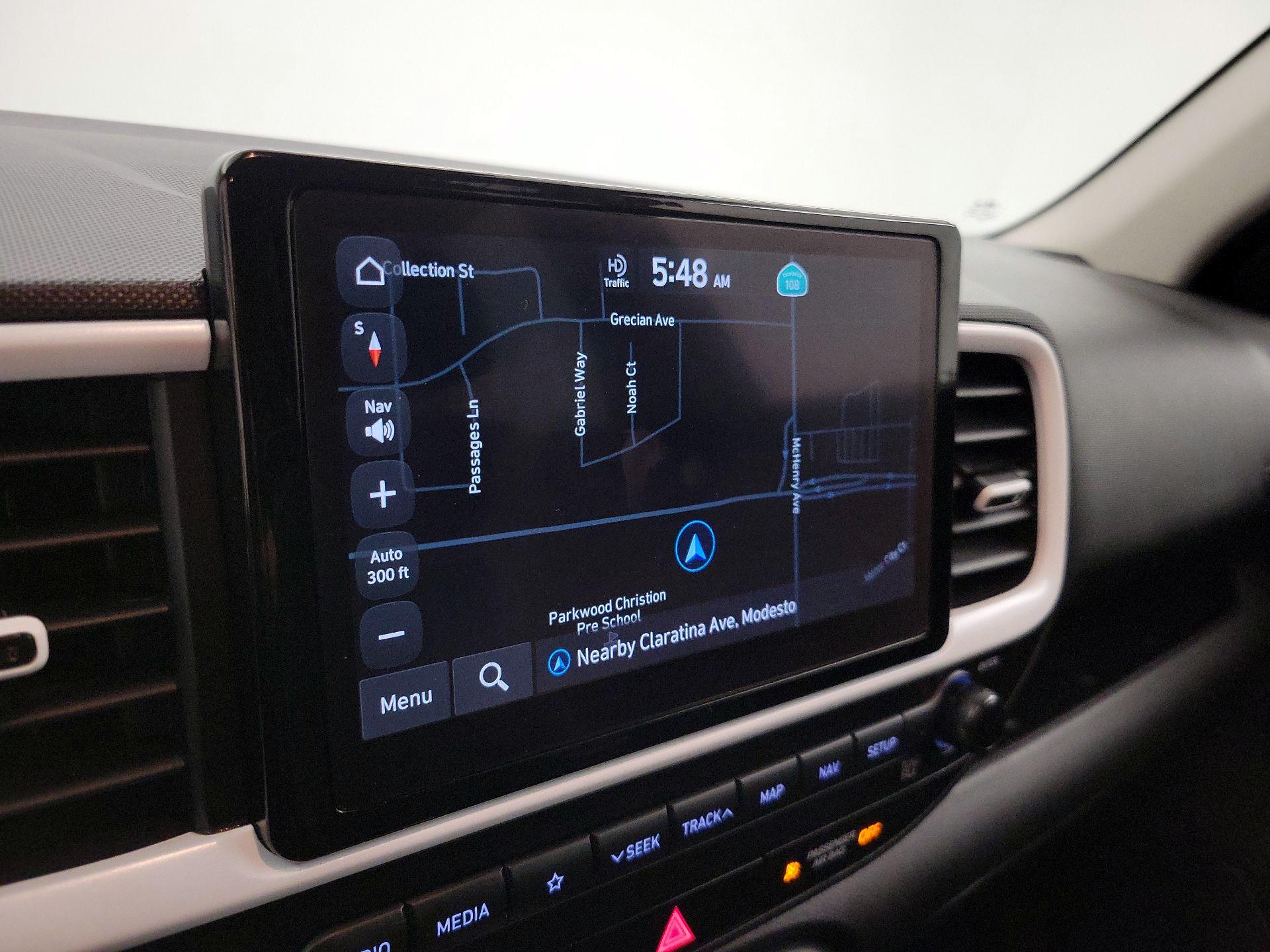 Thumbnail: 2022 Hyundai Venue - 14