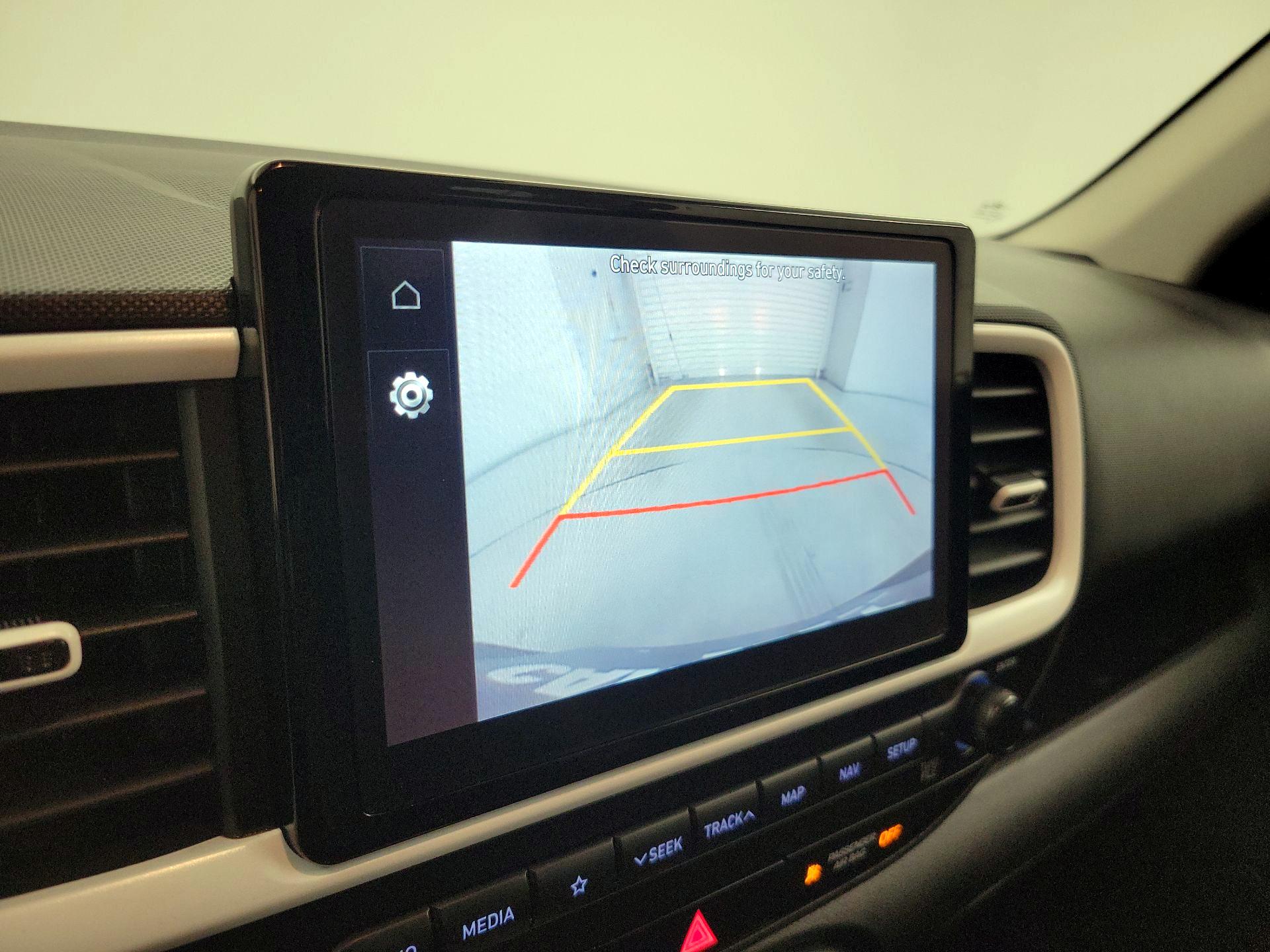 Thumbnail: 2022 Hyundai Venue - 15