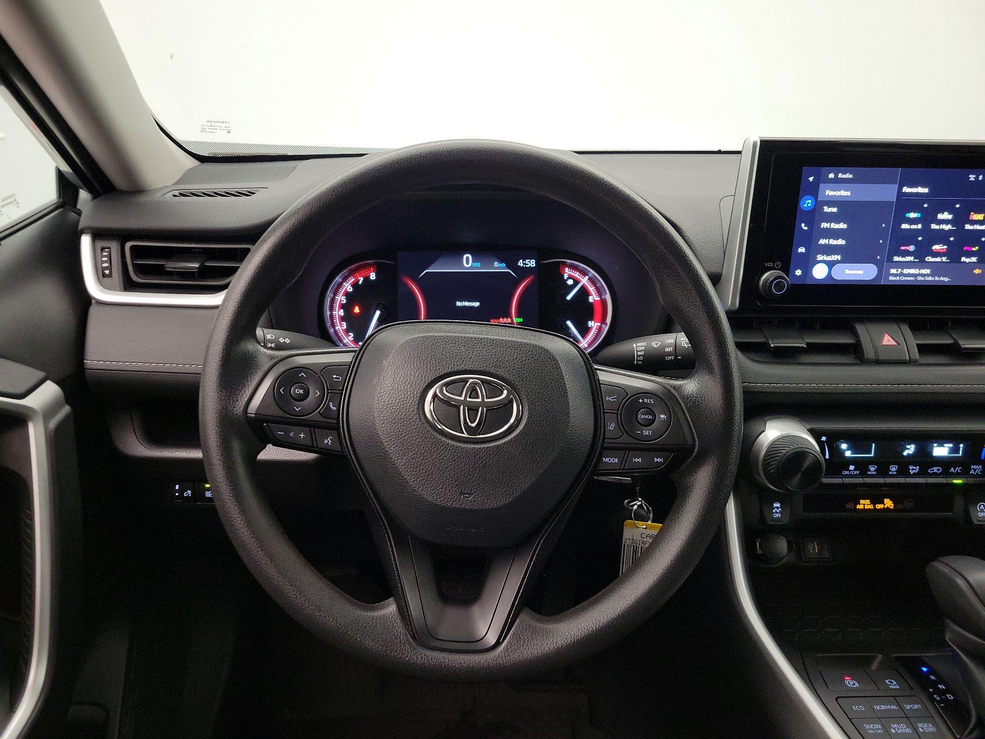 Thumbnail: 2024 Toyota RAV4 - 10