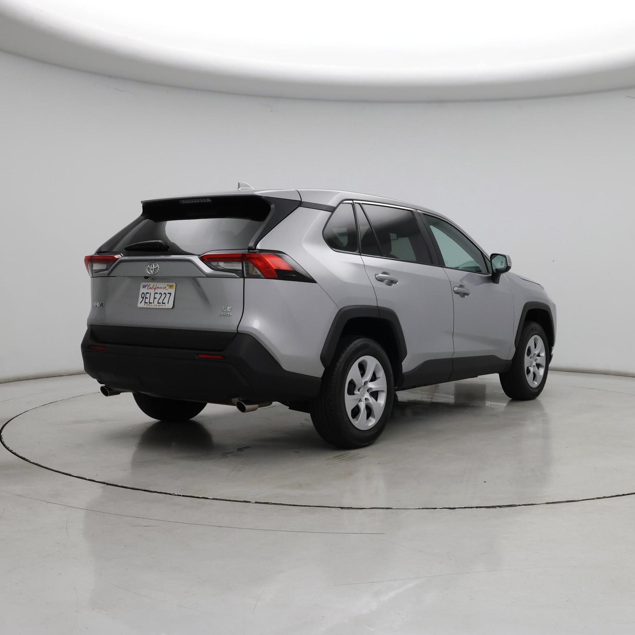 Thumbnail: 2024 Toyota RAV4 - 8