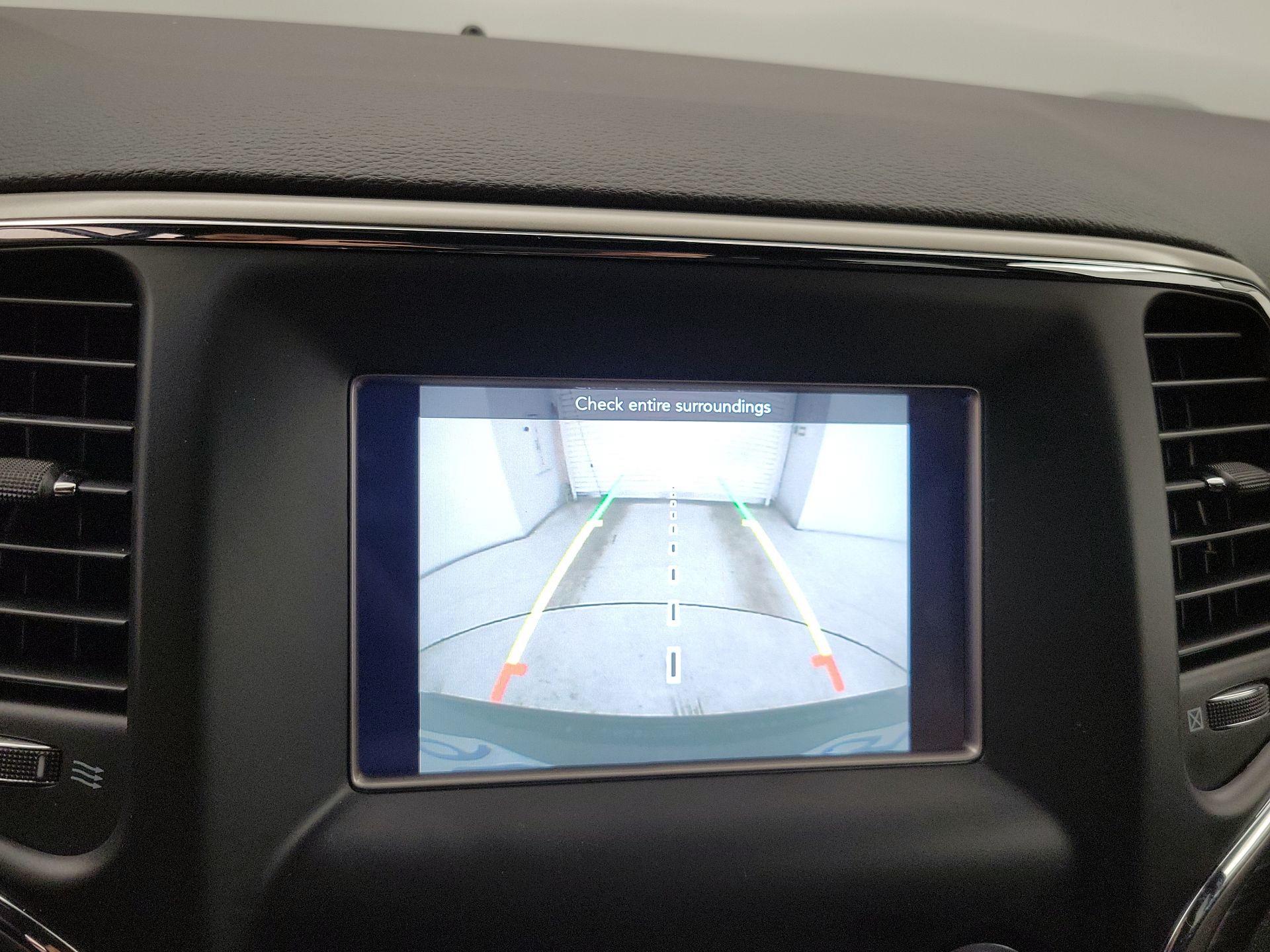 Thumbnail: 2021 Jeep Grand Cherokee - 14