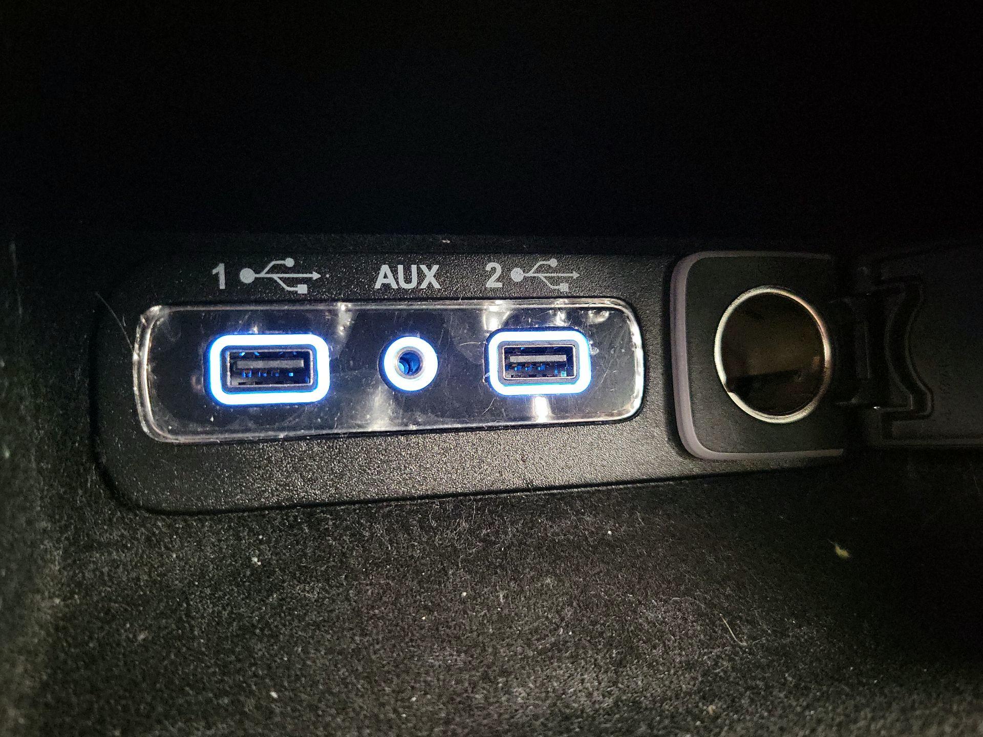 Thumbnail: 2021 Jeep Grand Cherokee - 18