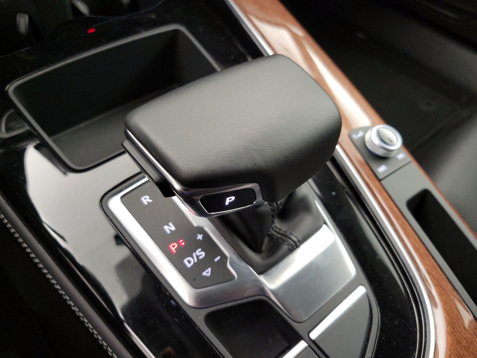 Thumbnail: 2022 Audi A5 - 17