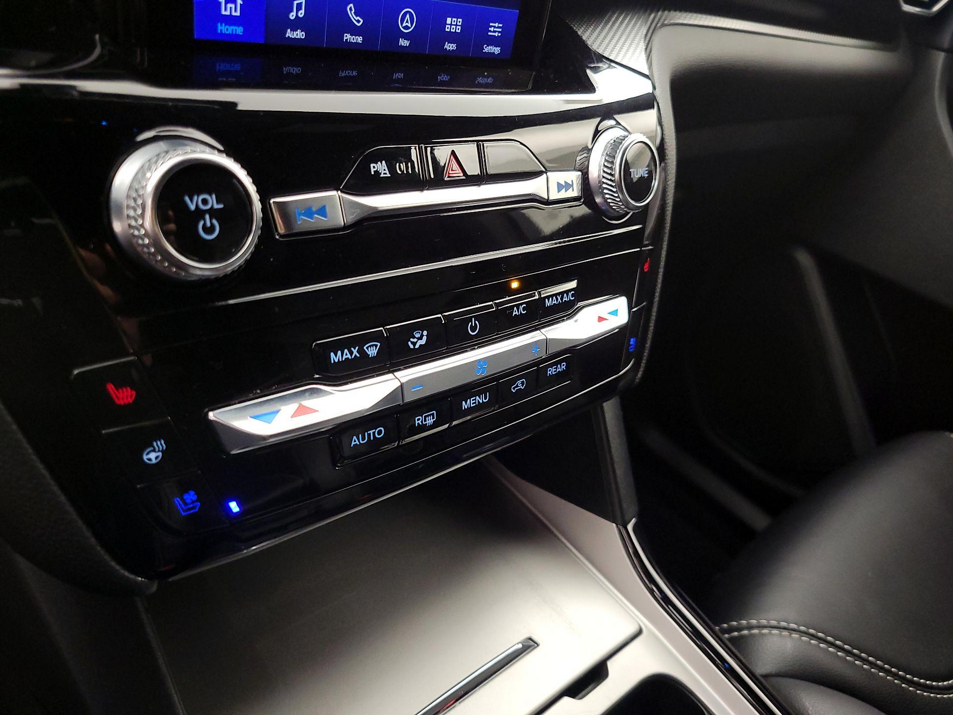 Thumbnail: 2024 Ford Explorer - 17