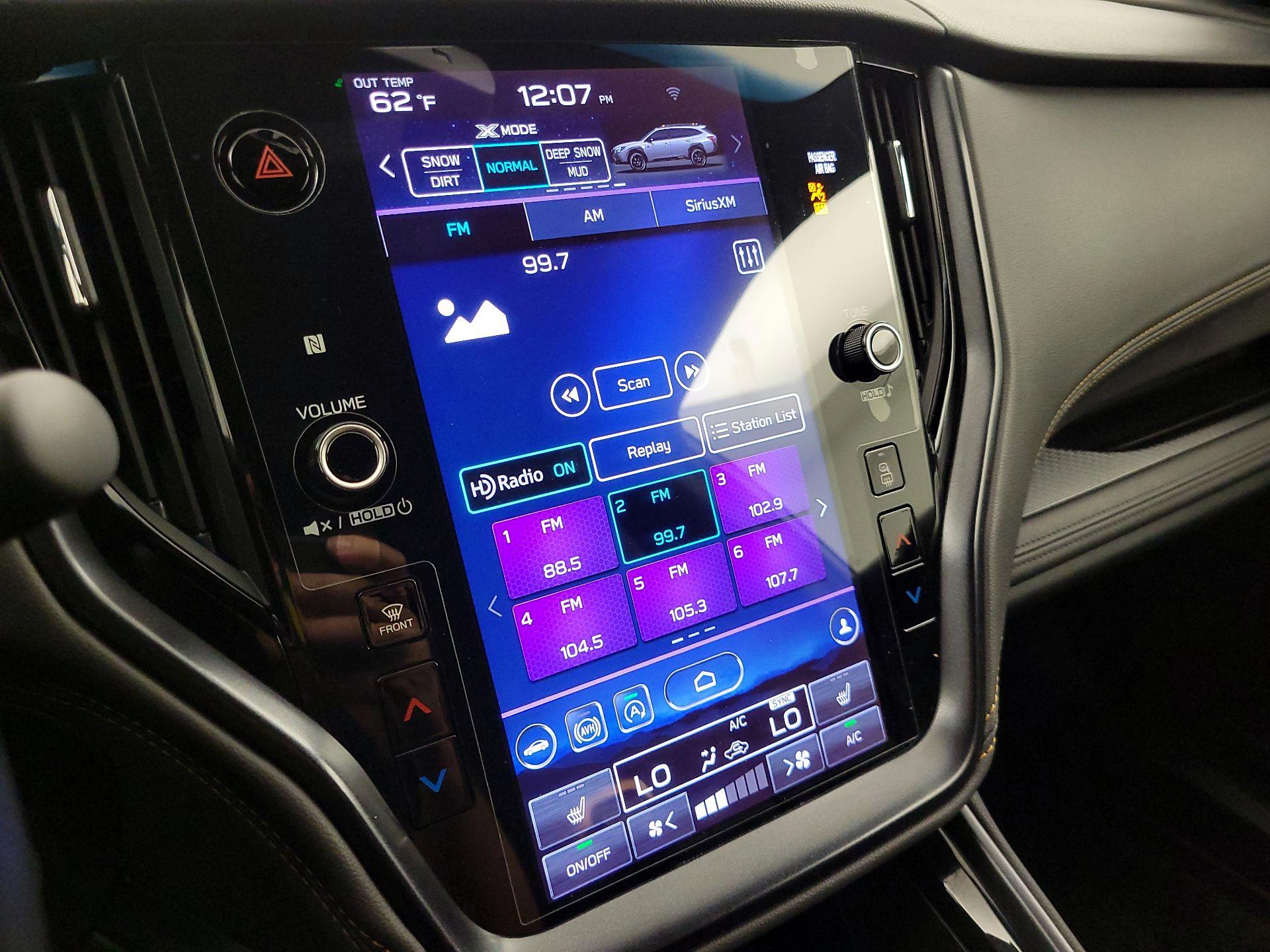 Thumbnail: 2022 Subaru Outback - 16