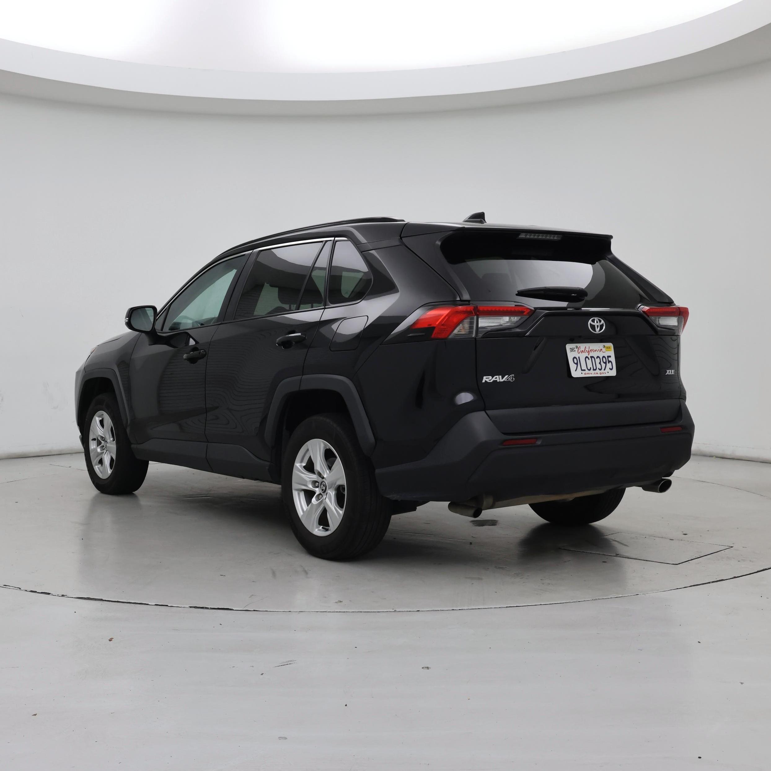 Thumbnail: 2021 Toyota RAV4 - 2