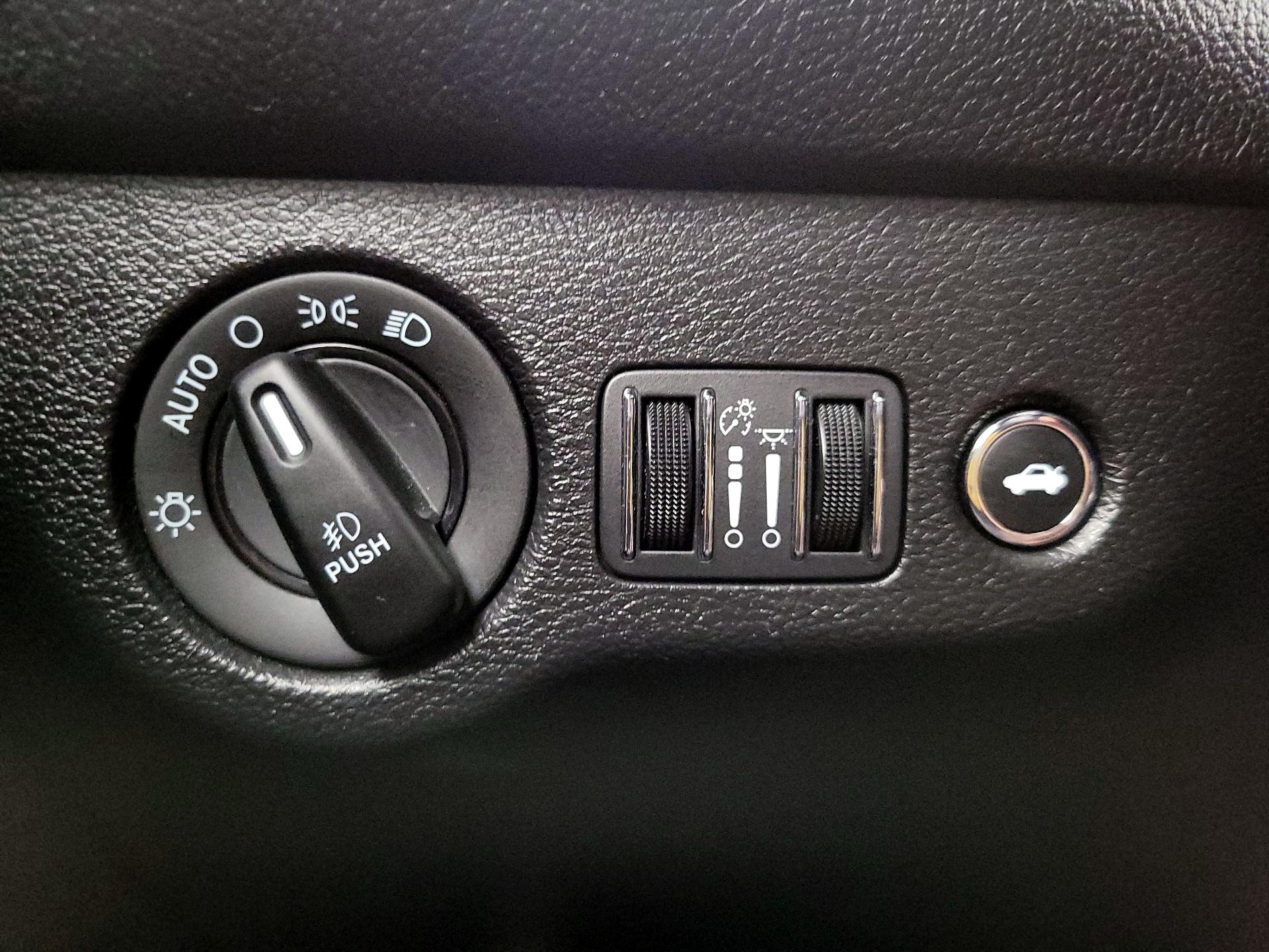 Thumbnail: 2022 Dodge Challenger - 13