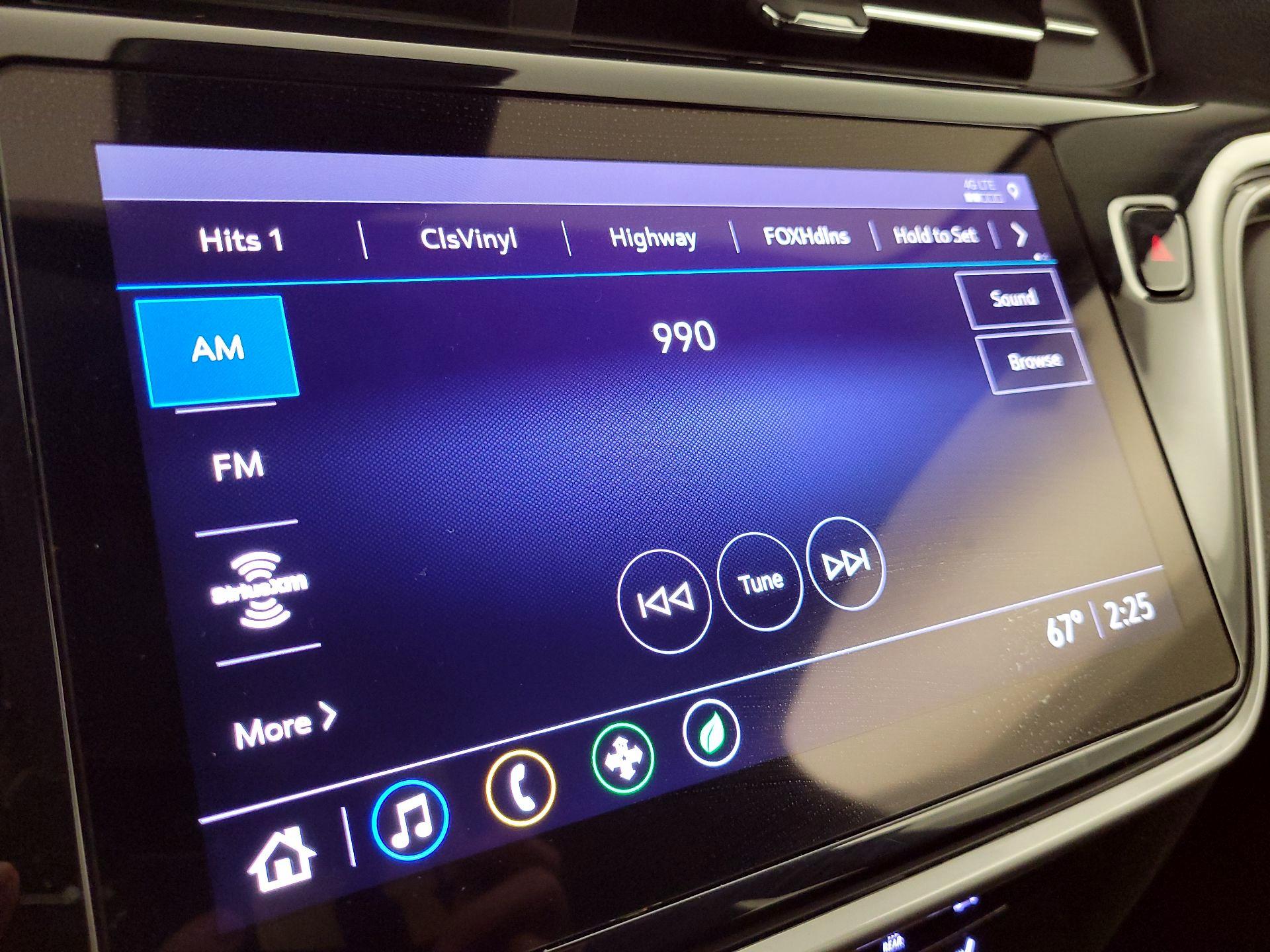 Thumbnail: 2022 Chevrolet Bolt EUV - 15