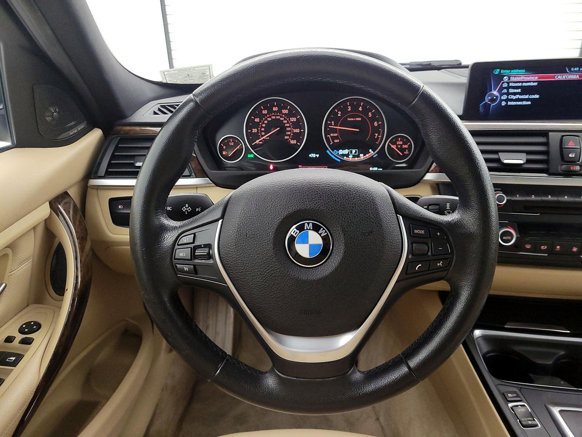 Thumbnail: 2015 BMW 3 Series - 10