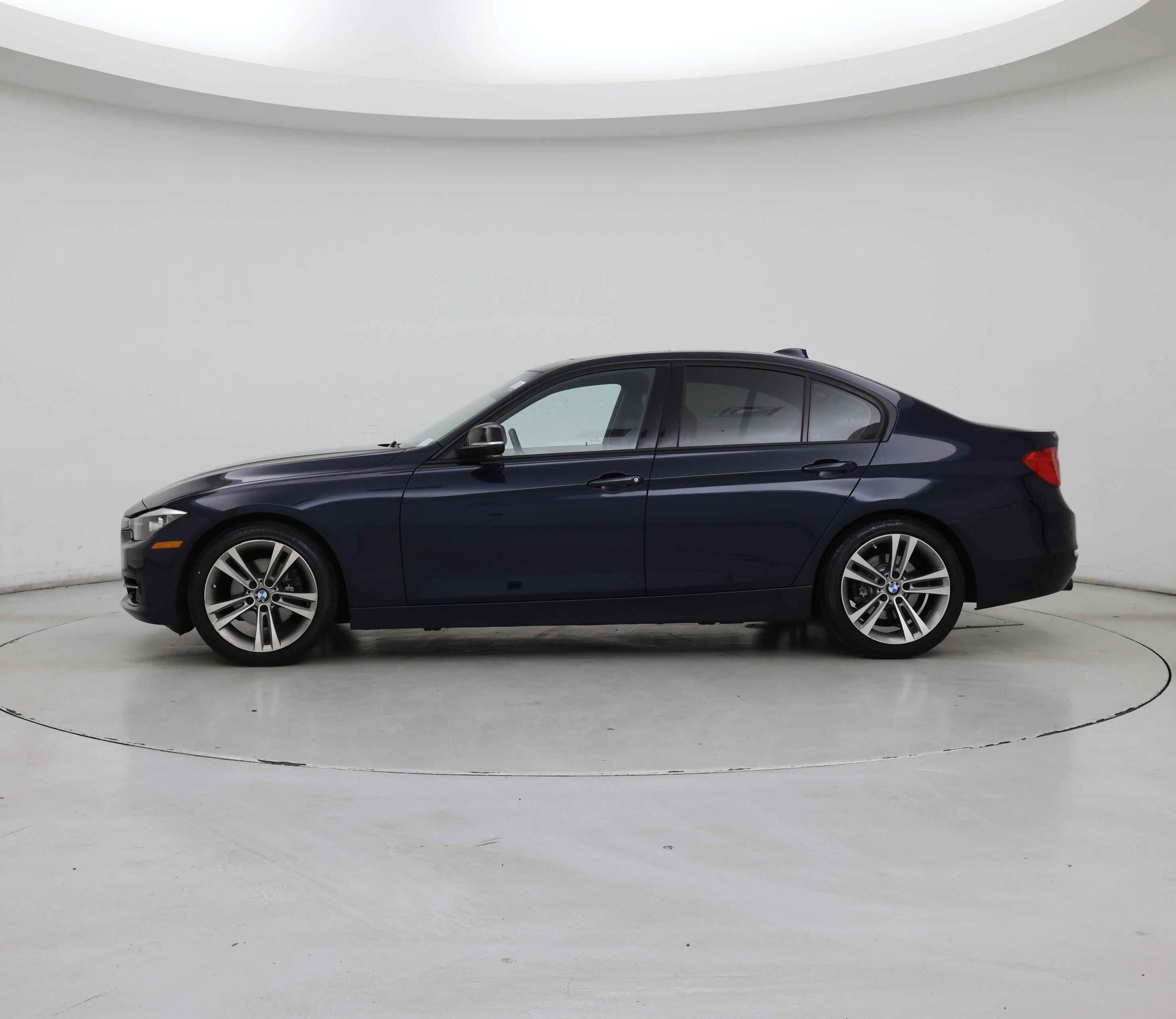 Thumbnail: 2015 BMW 3 Series - 3