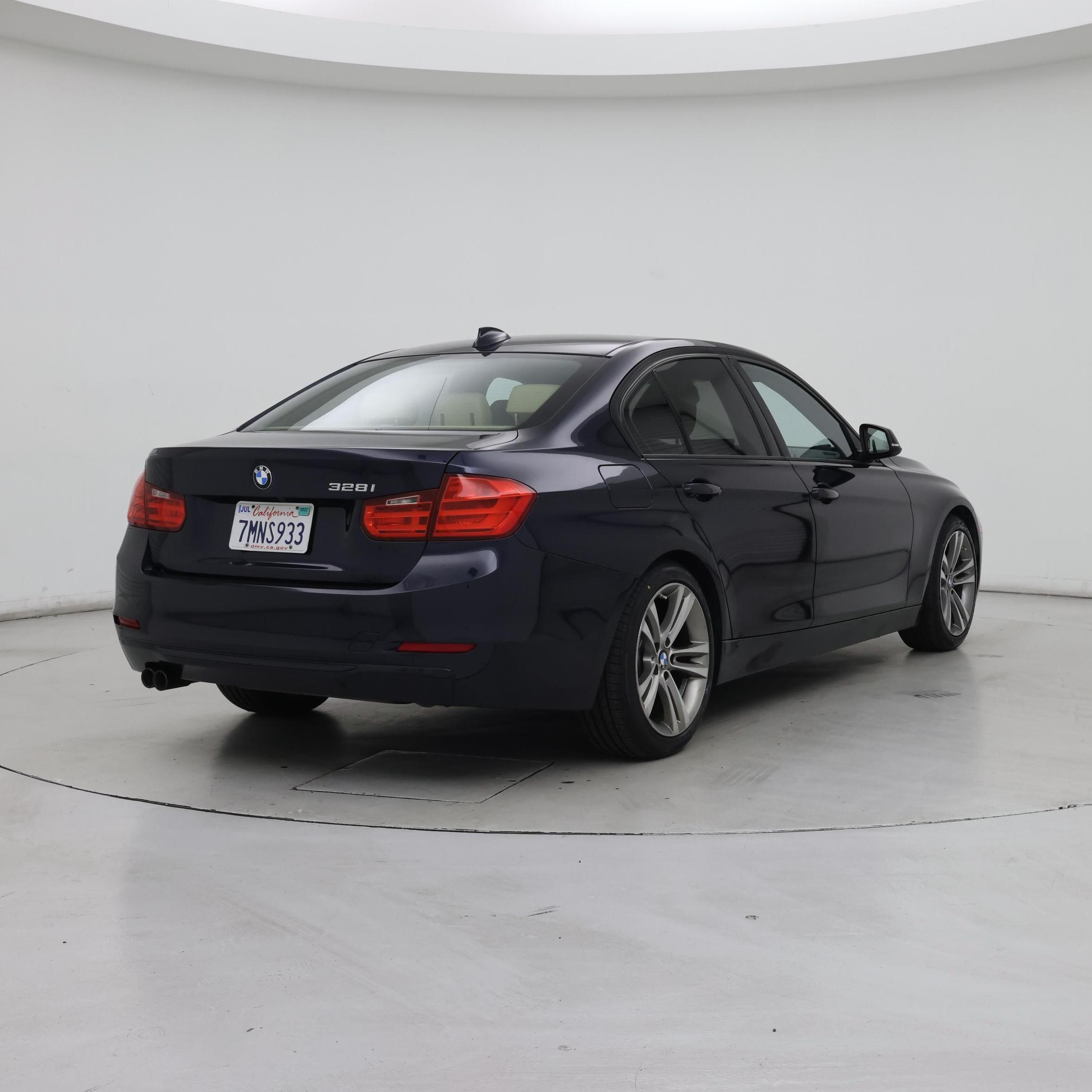 Thumbnail: 2015 BMW 3 Series - 8