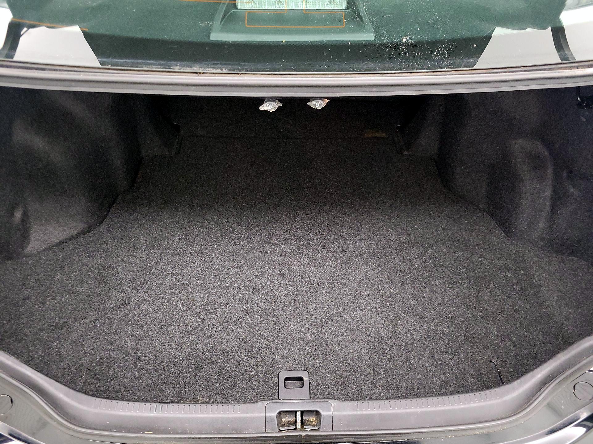 Thumbnail: 2014 Toyota Camry - 20