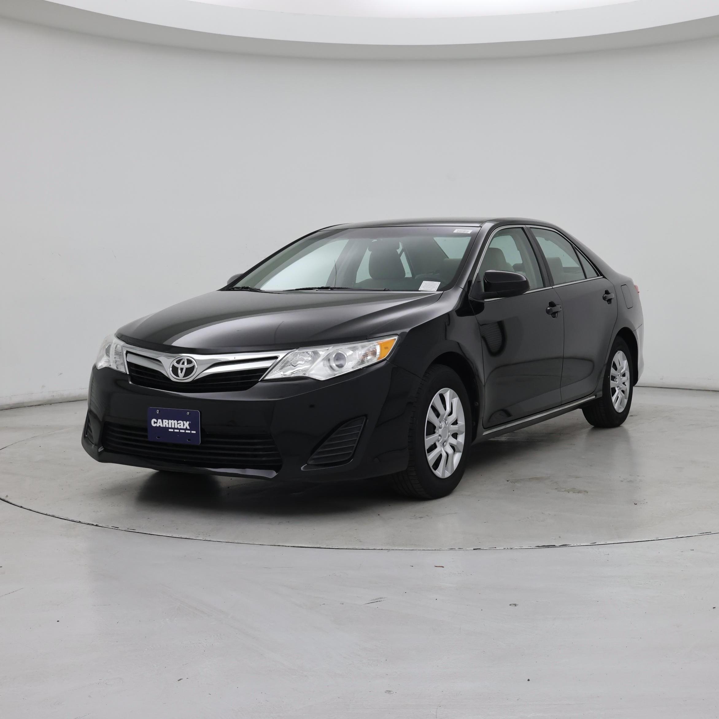 Thumbnail: 2014 Toyota Camry - 4