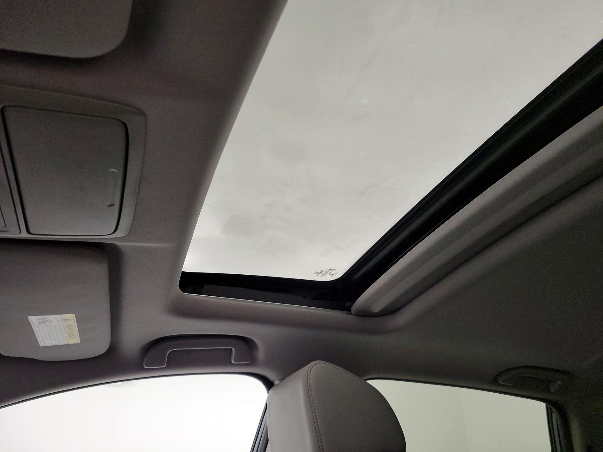 Thumbnail: 2017 Honda CR-V - 19