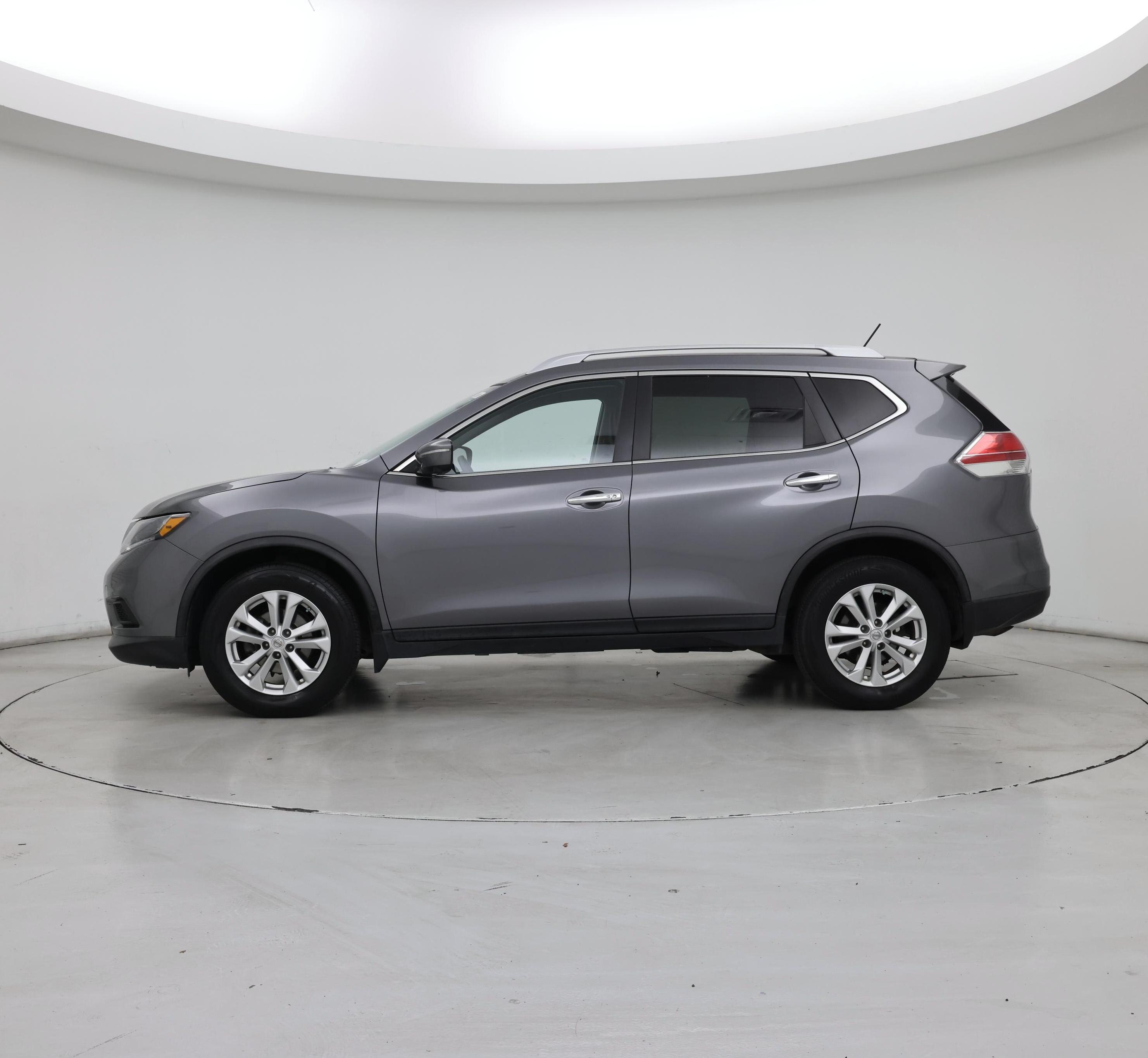 Thumbnail: 2015 Nissan Rogue - 3