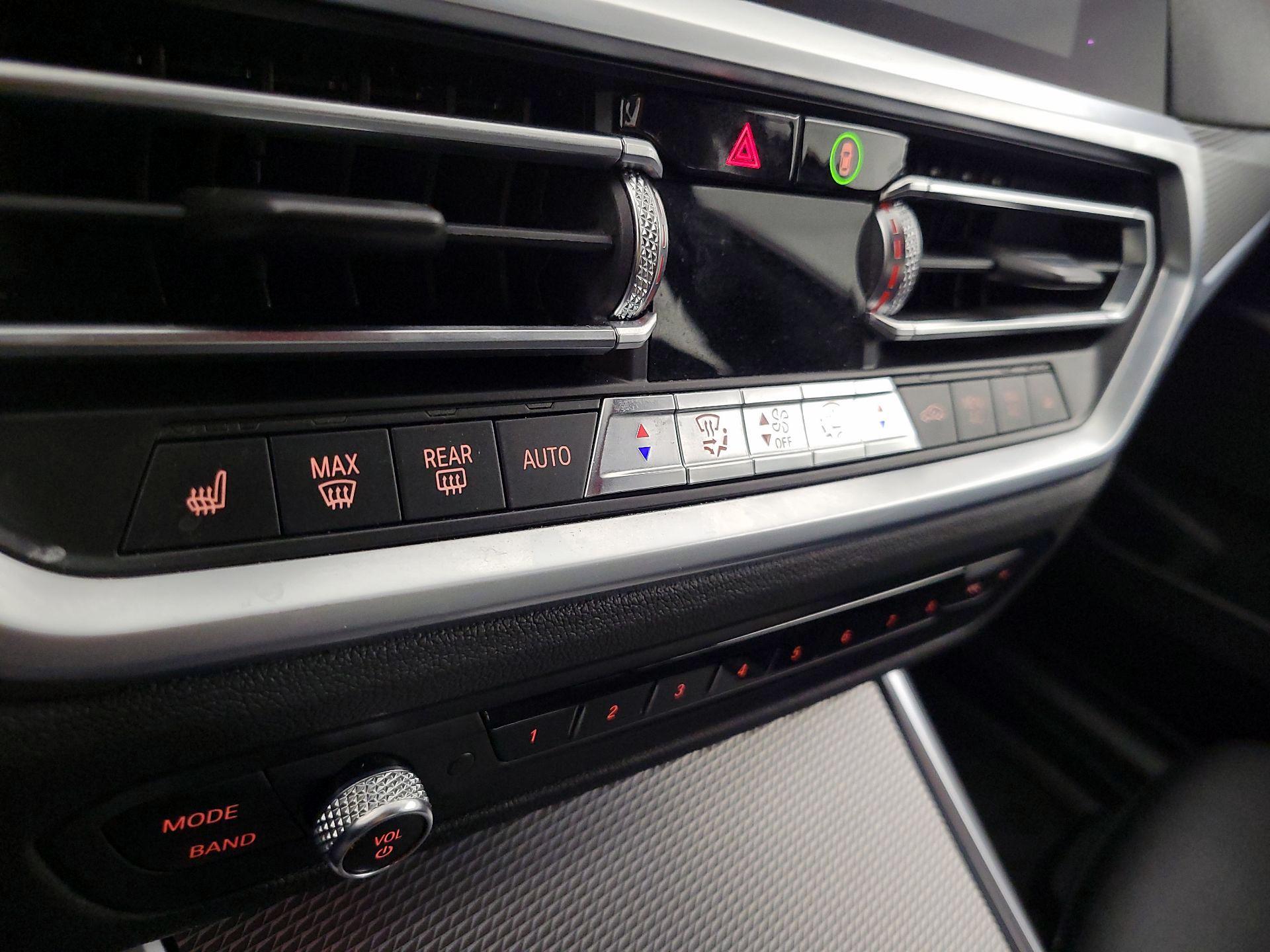 Thumbnail: 2019 BMW 3 Series - 17