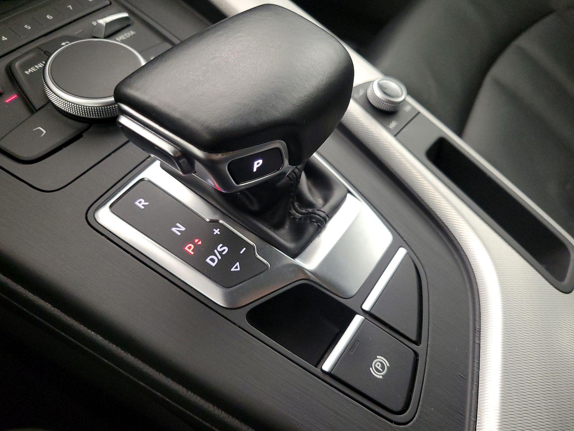 Thumbnail: 2018 Audi A4 - 17