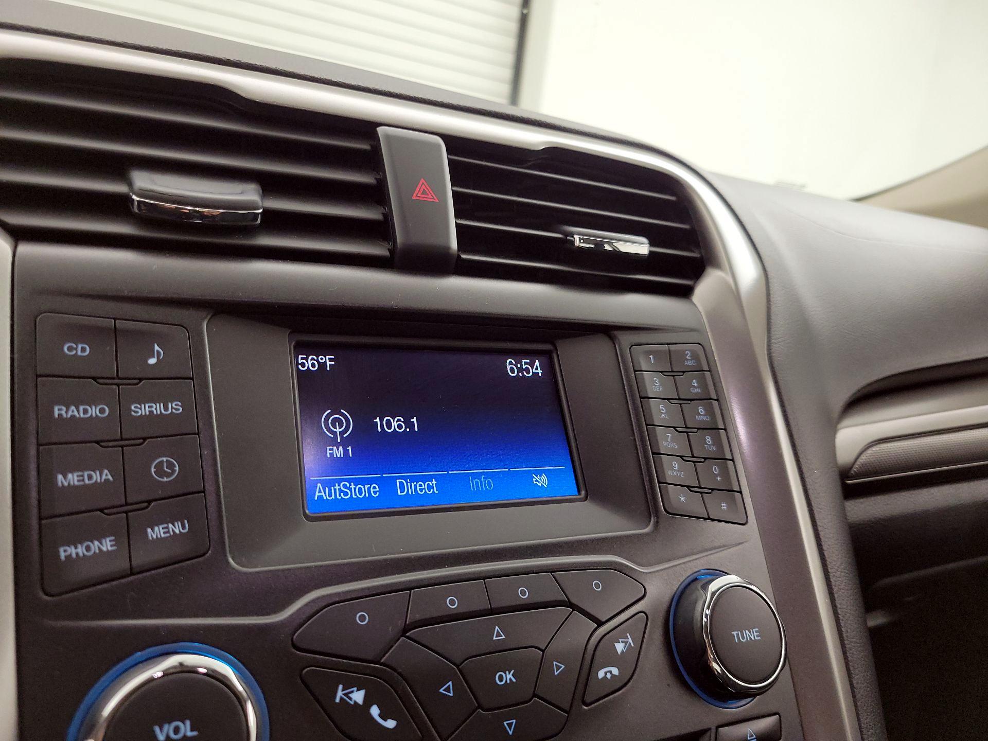 Thumbnail: 2017 Ford Fusion - 15