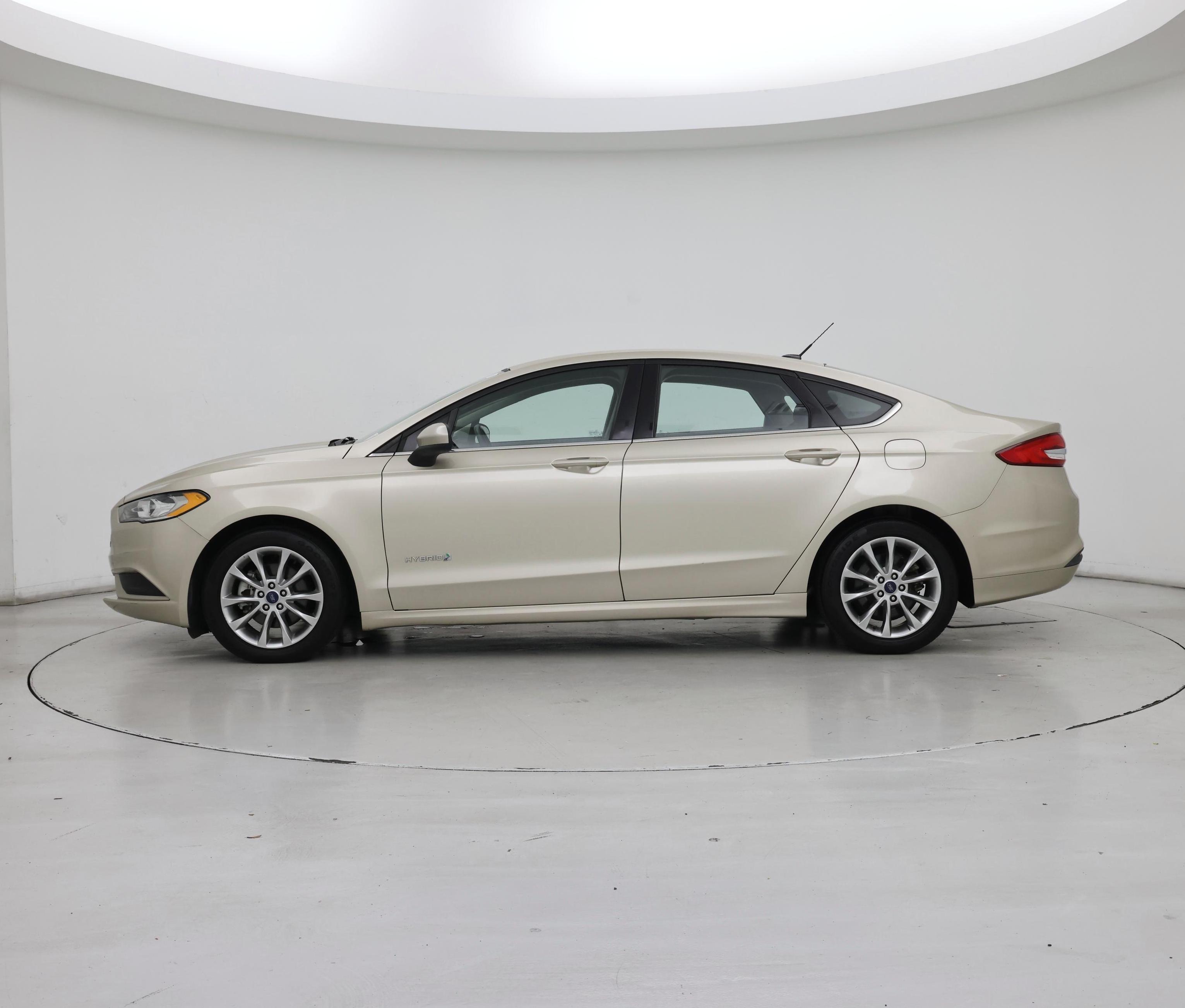 Thumbnail: 2017 Ford Fusion - 3