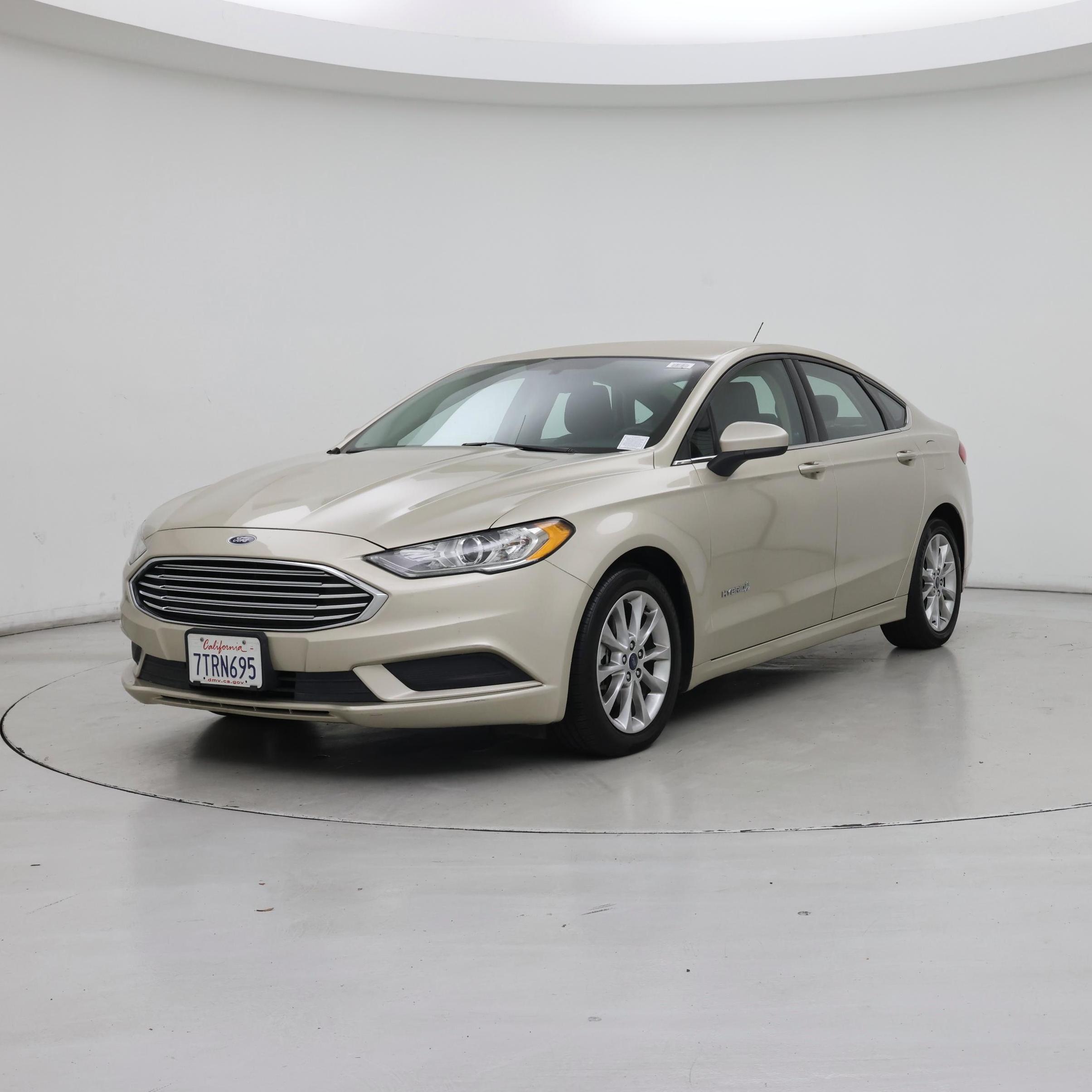 Thumbnail: 2017 Ford Fusion - 4