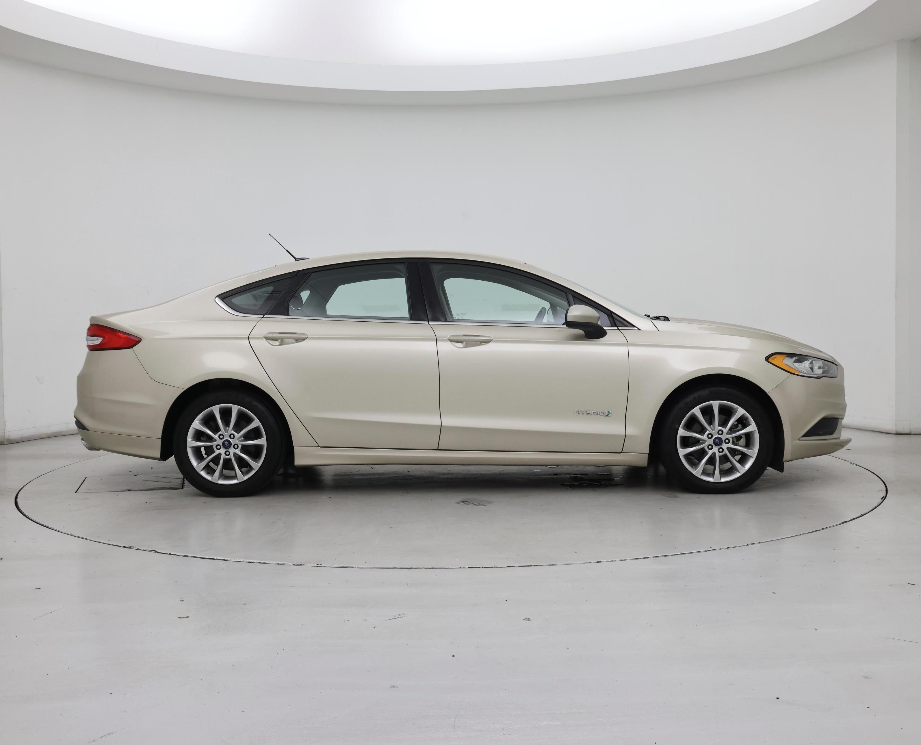 Thumbnail: 2017 Ford Fusion - 7