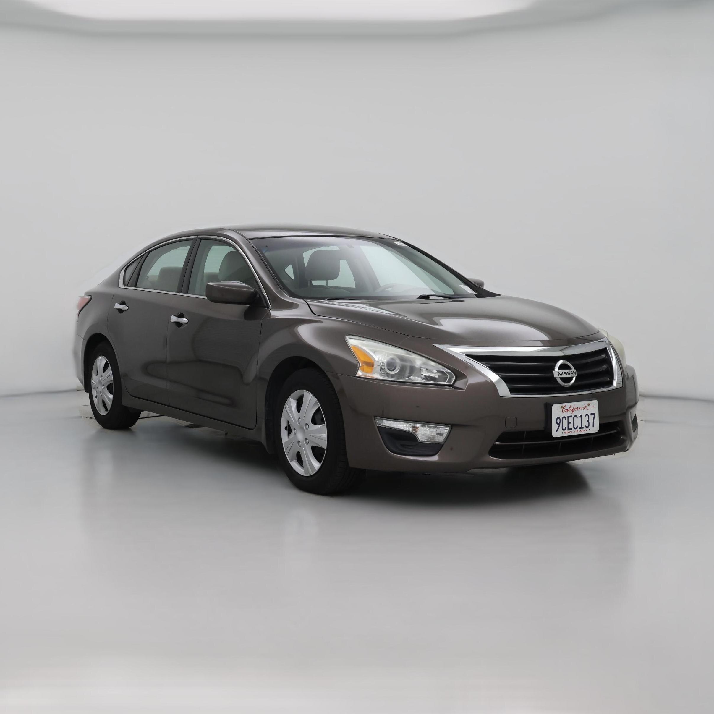 Thumbnail: 2015 Nissan Altima - 1