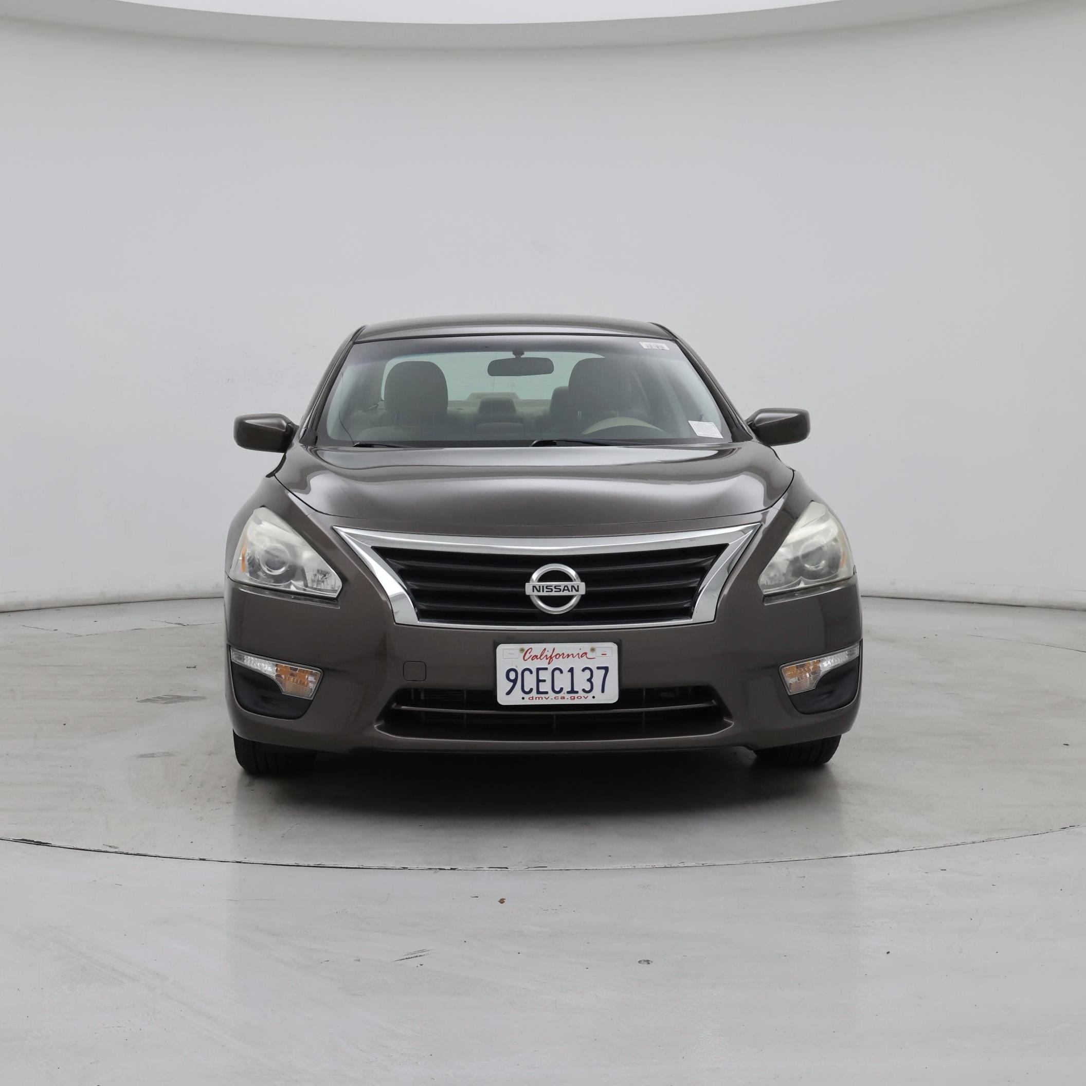 Thumbnail: 2015 Nissan Altima - 5