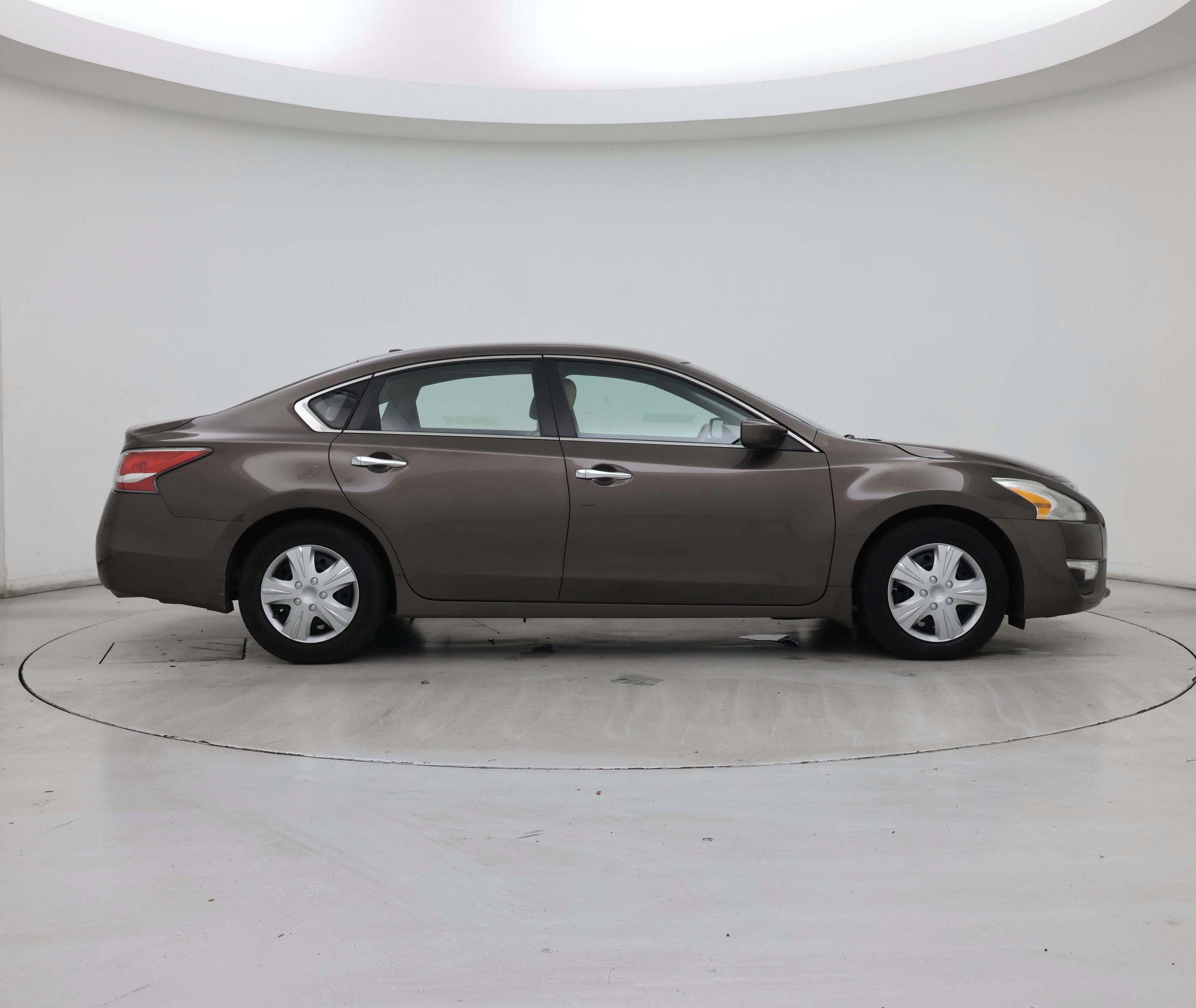 Thumbnail: 2015 Nissan Altima - 7