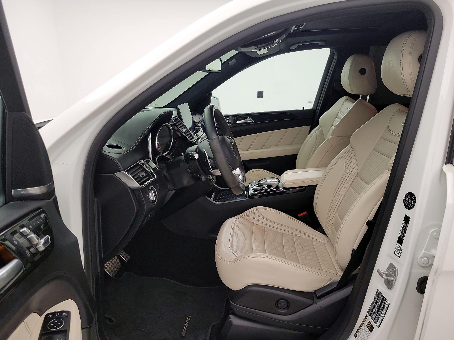 Thumbnail: 2018 Mercedes-Benz GL-Class - 11