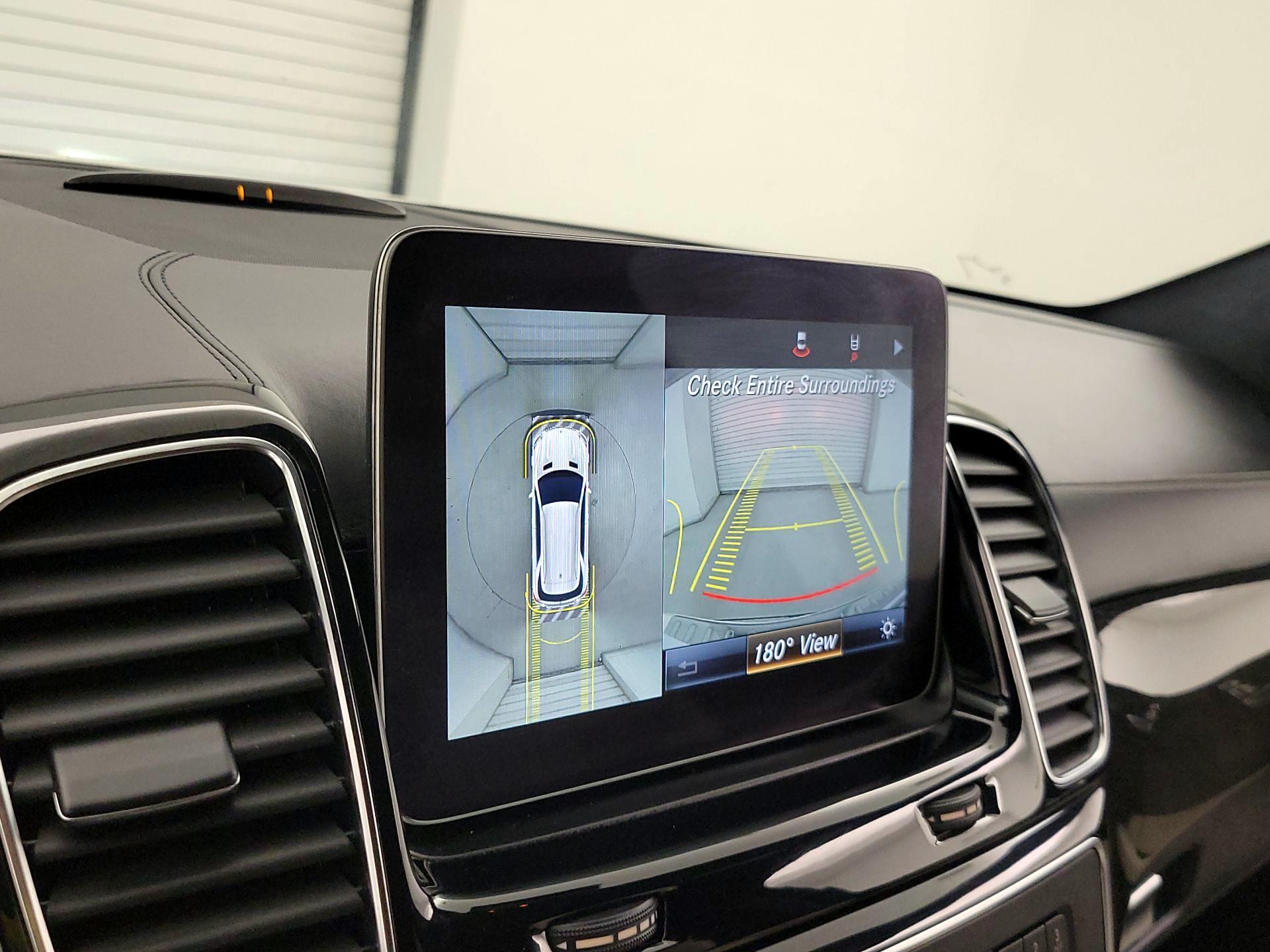 Thumbnail: 2018 Mercedes-Benz GL-Class - 15