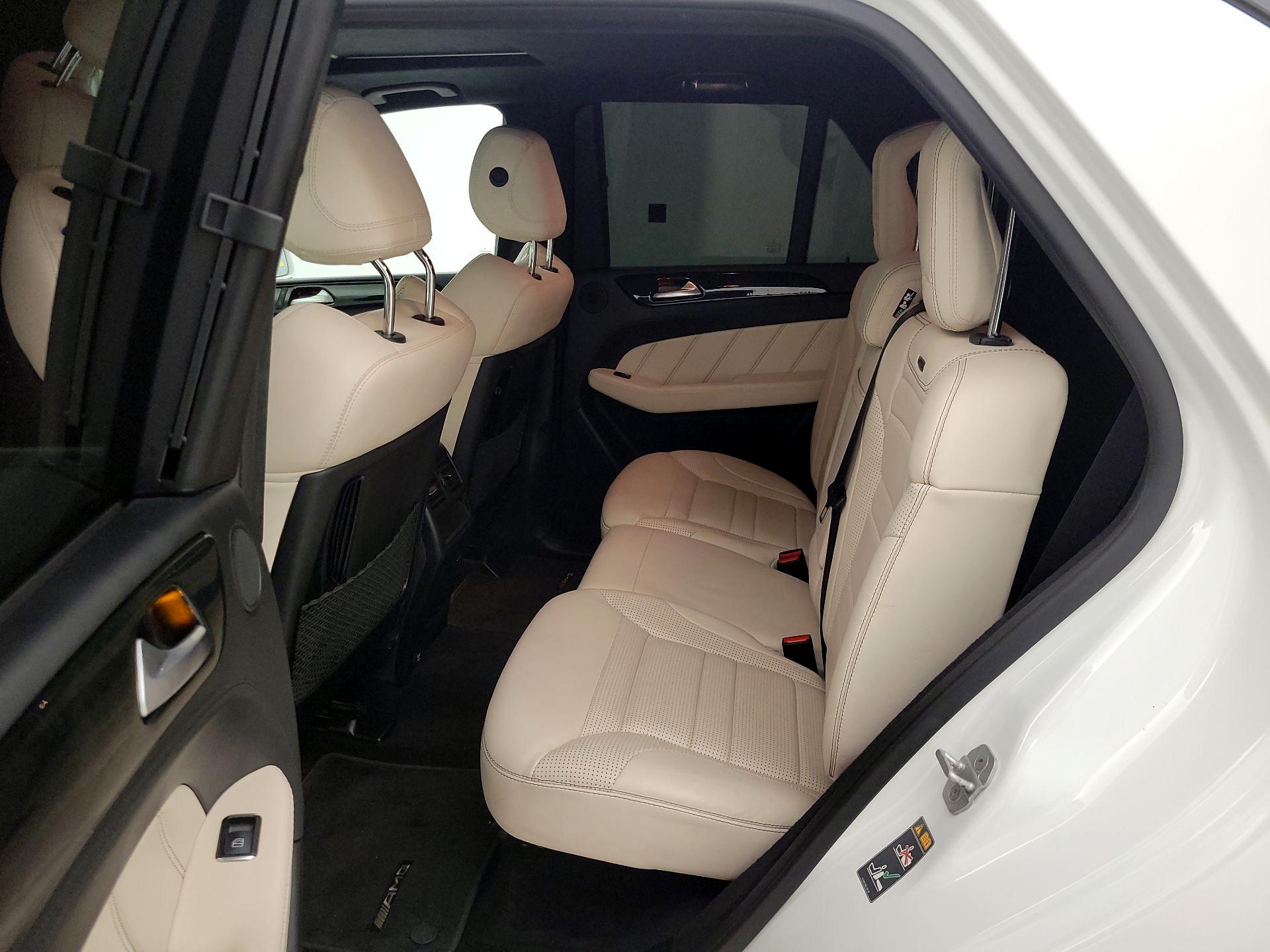 Thumbnail: 2018 Mercedes-Benz GL-Class - 20