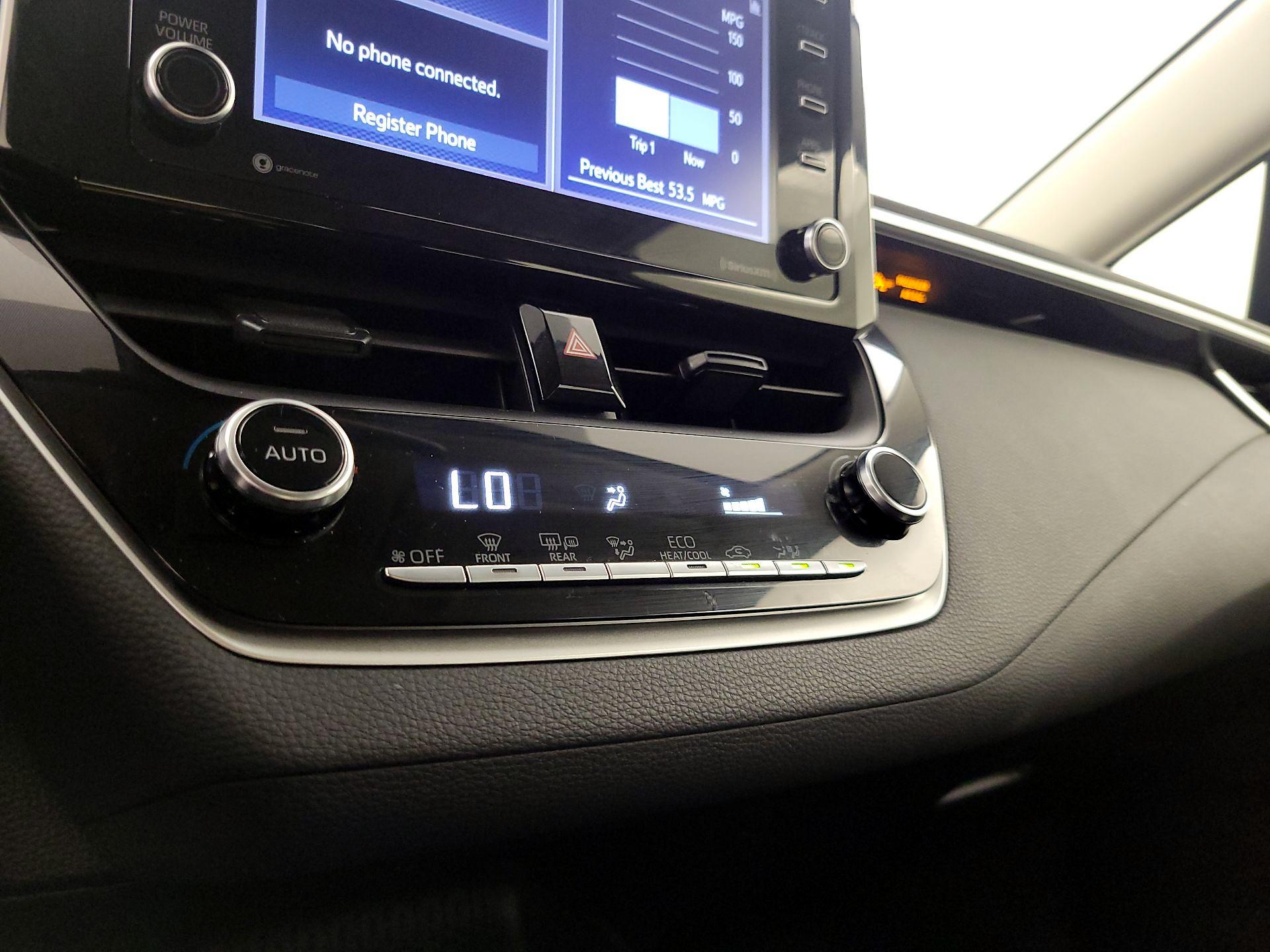 Thumbnail: 2021 Toyota Corolla - 16