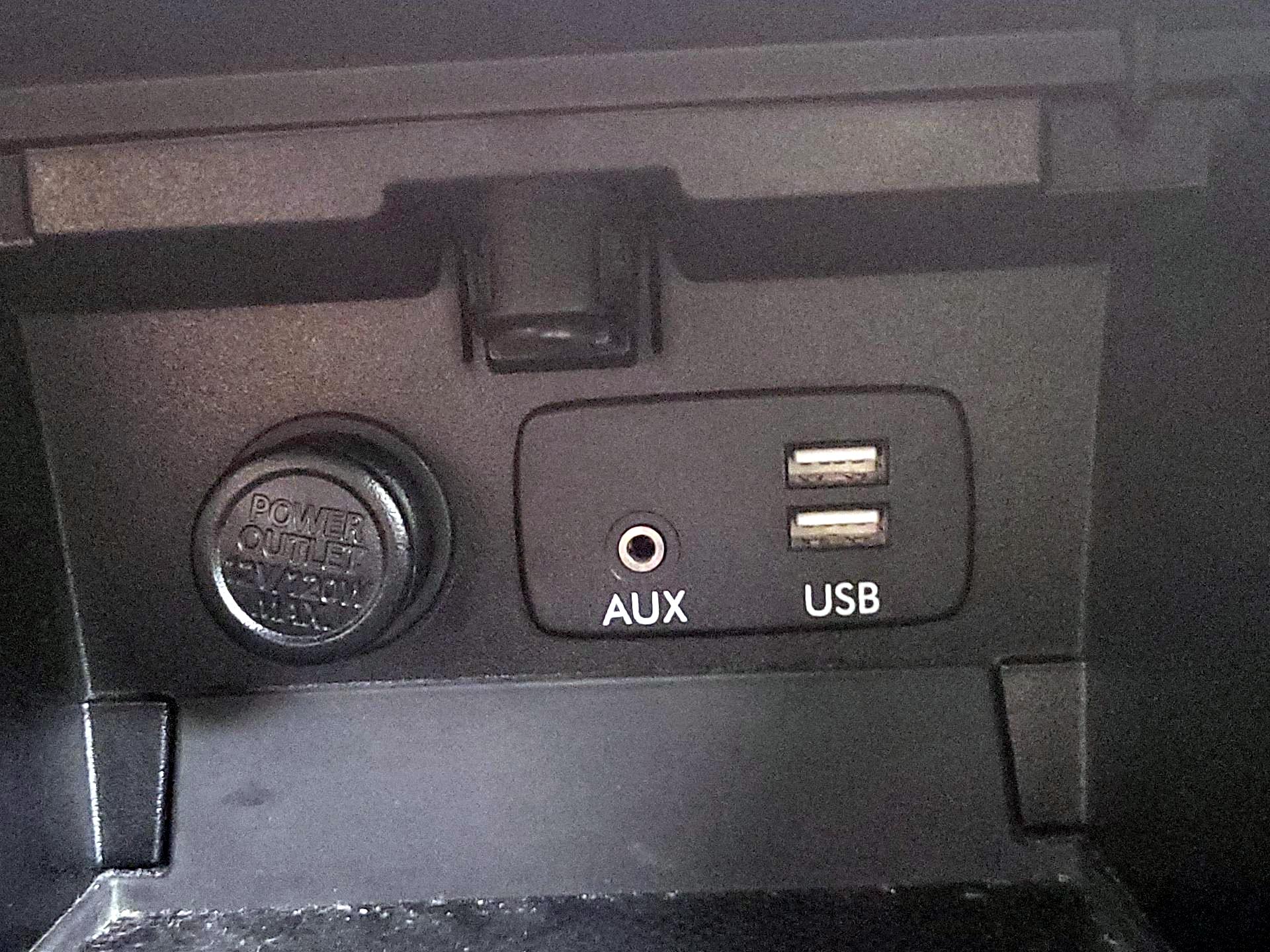 Thumbnail: 2015 Subaru Outback - 18