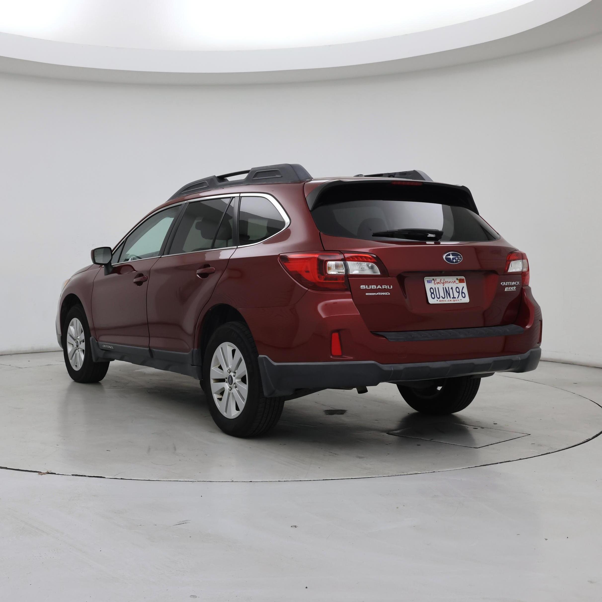 Thumbnail: 2015 Subaru Outback - 2