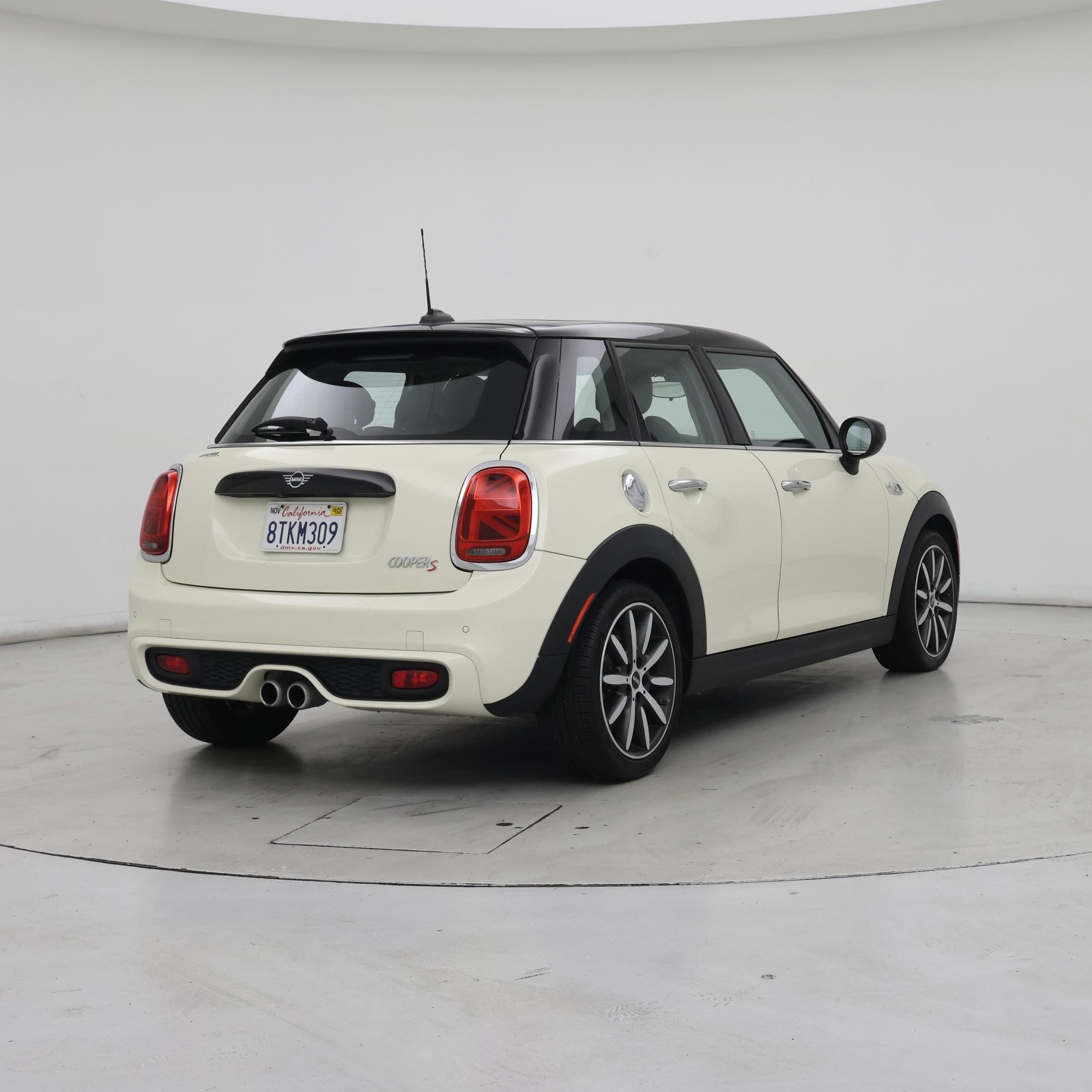 Thumbnail: 2020 MINI Cooper Hardtop - 8