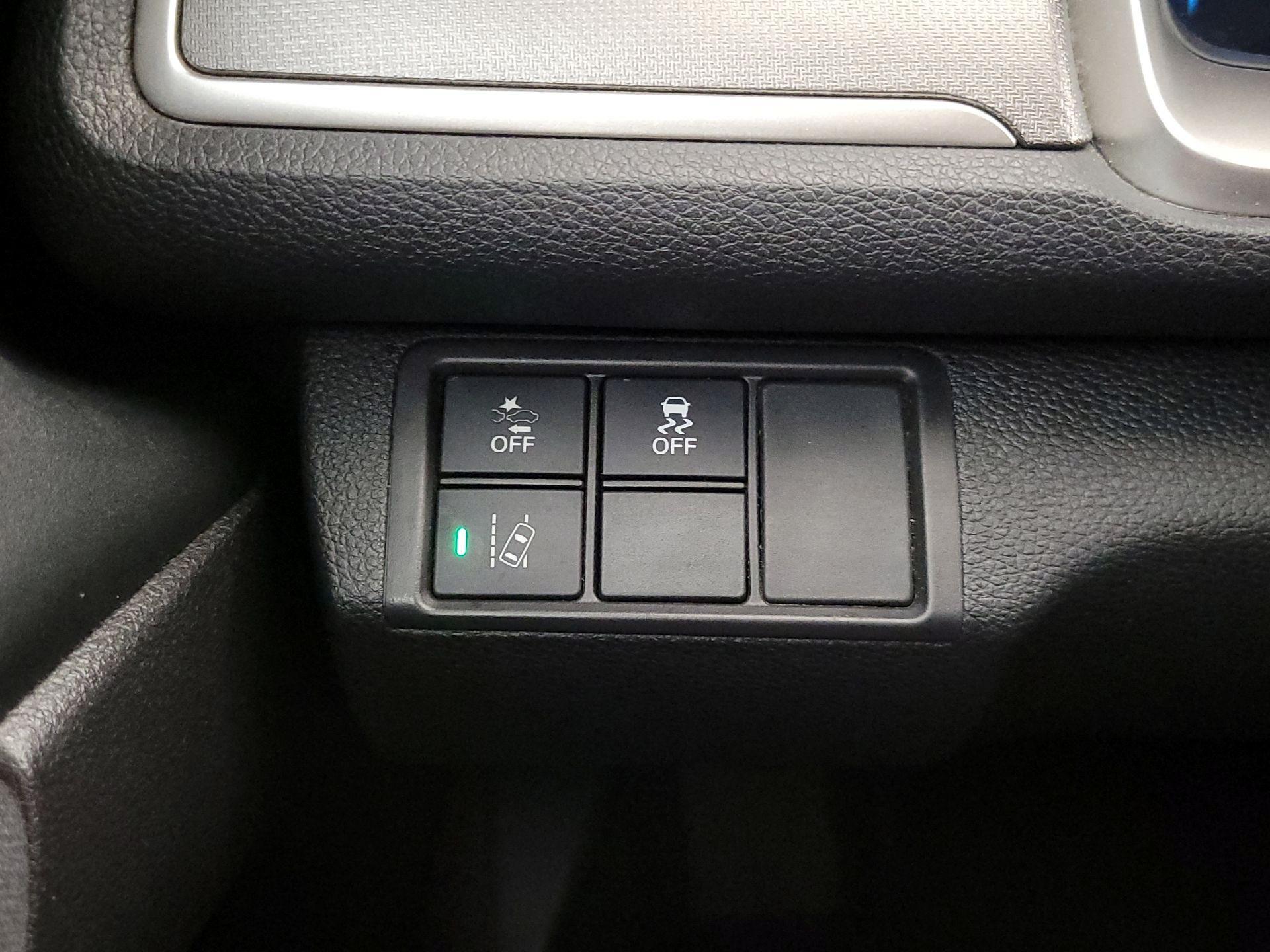 Thumbnail: 2017 Honda Civic - 13