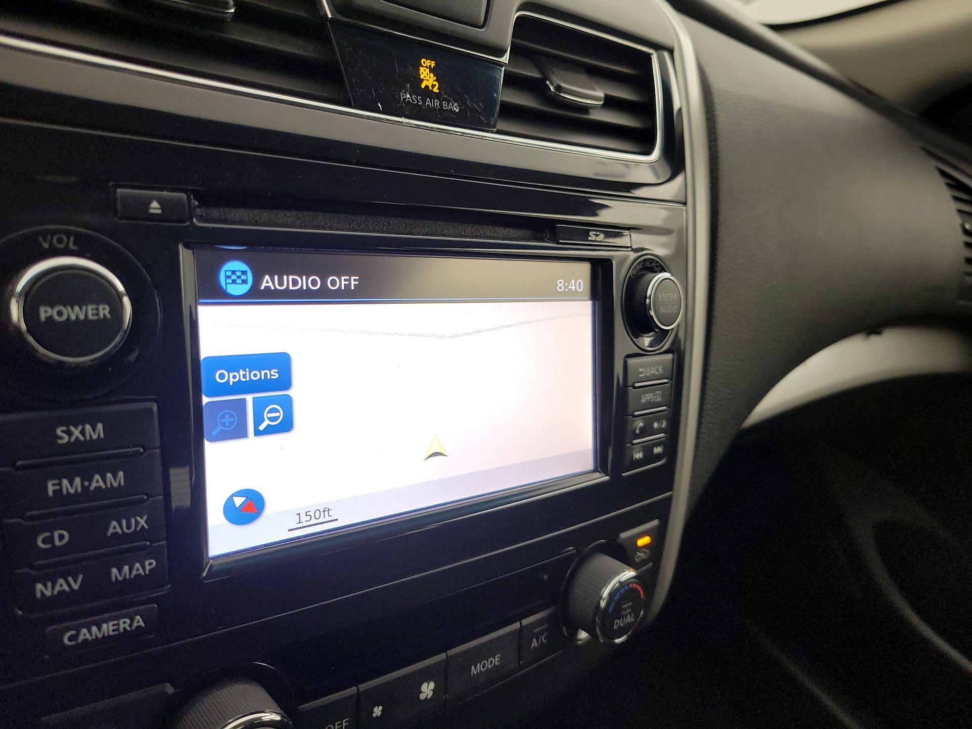 Thumbnail: 2015 Nissan Altima - 14