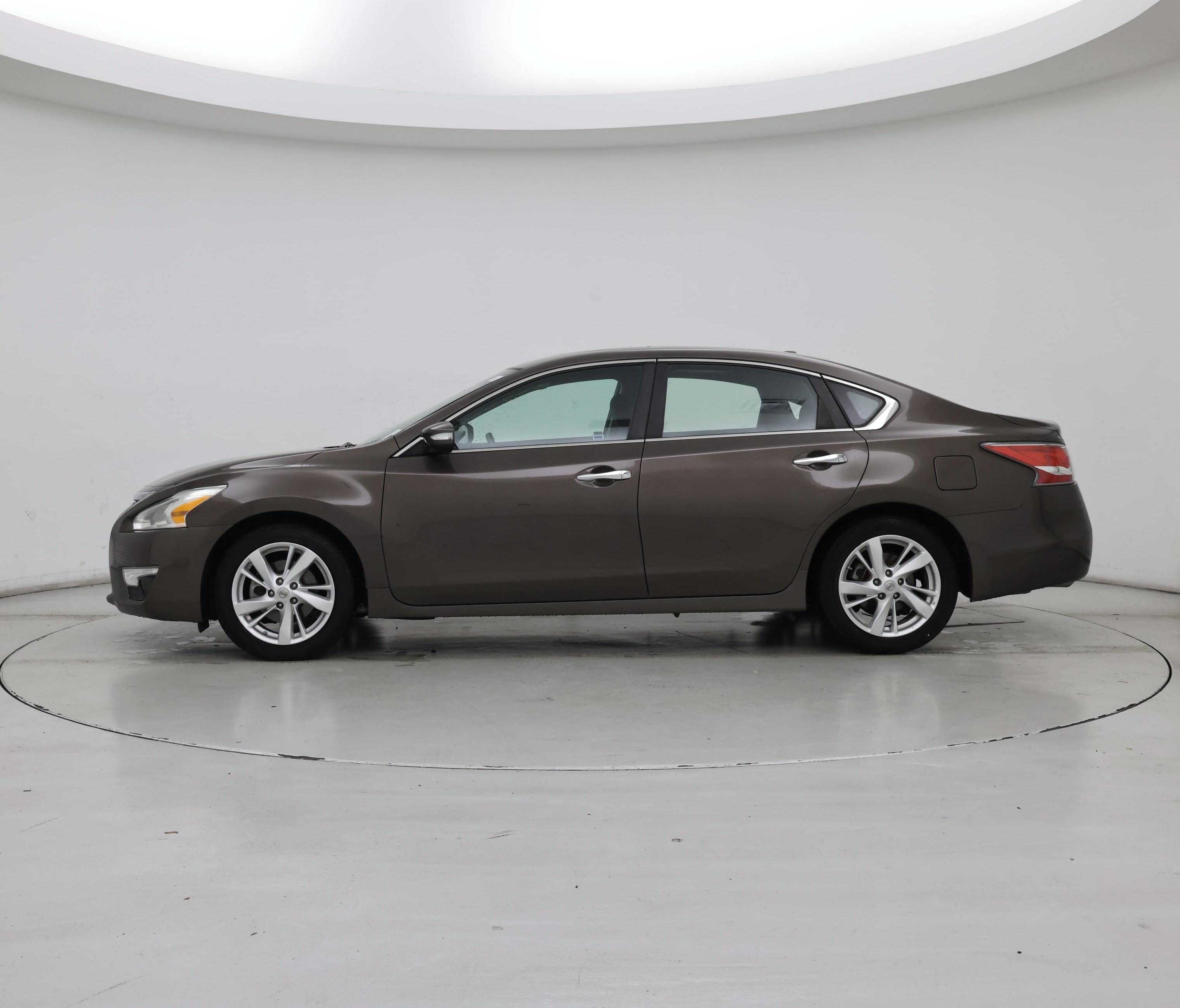 Thumbnail: 2015 Nissan Altima - 3