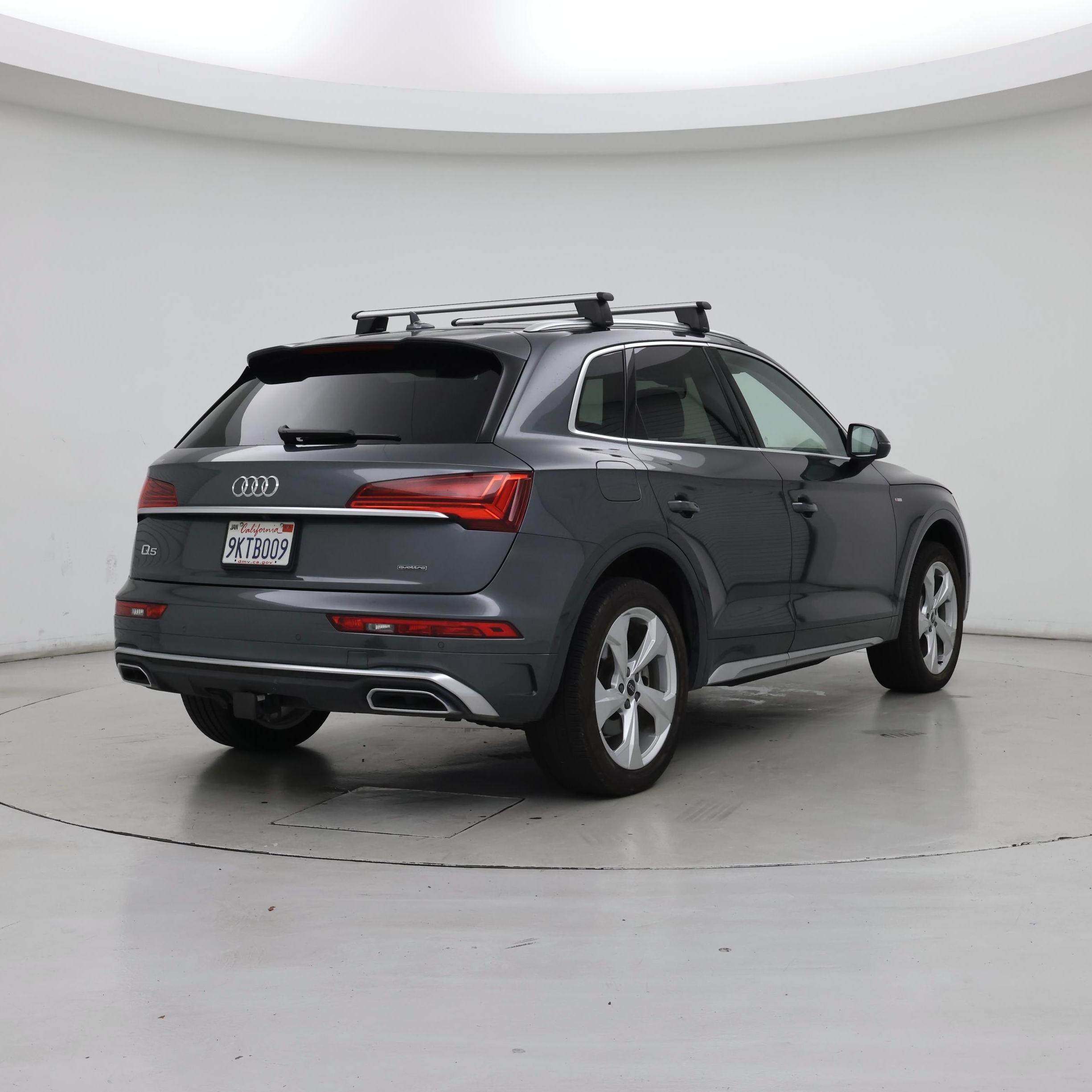 Thumbnail: 2023 Audi Q5 - 8