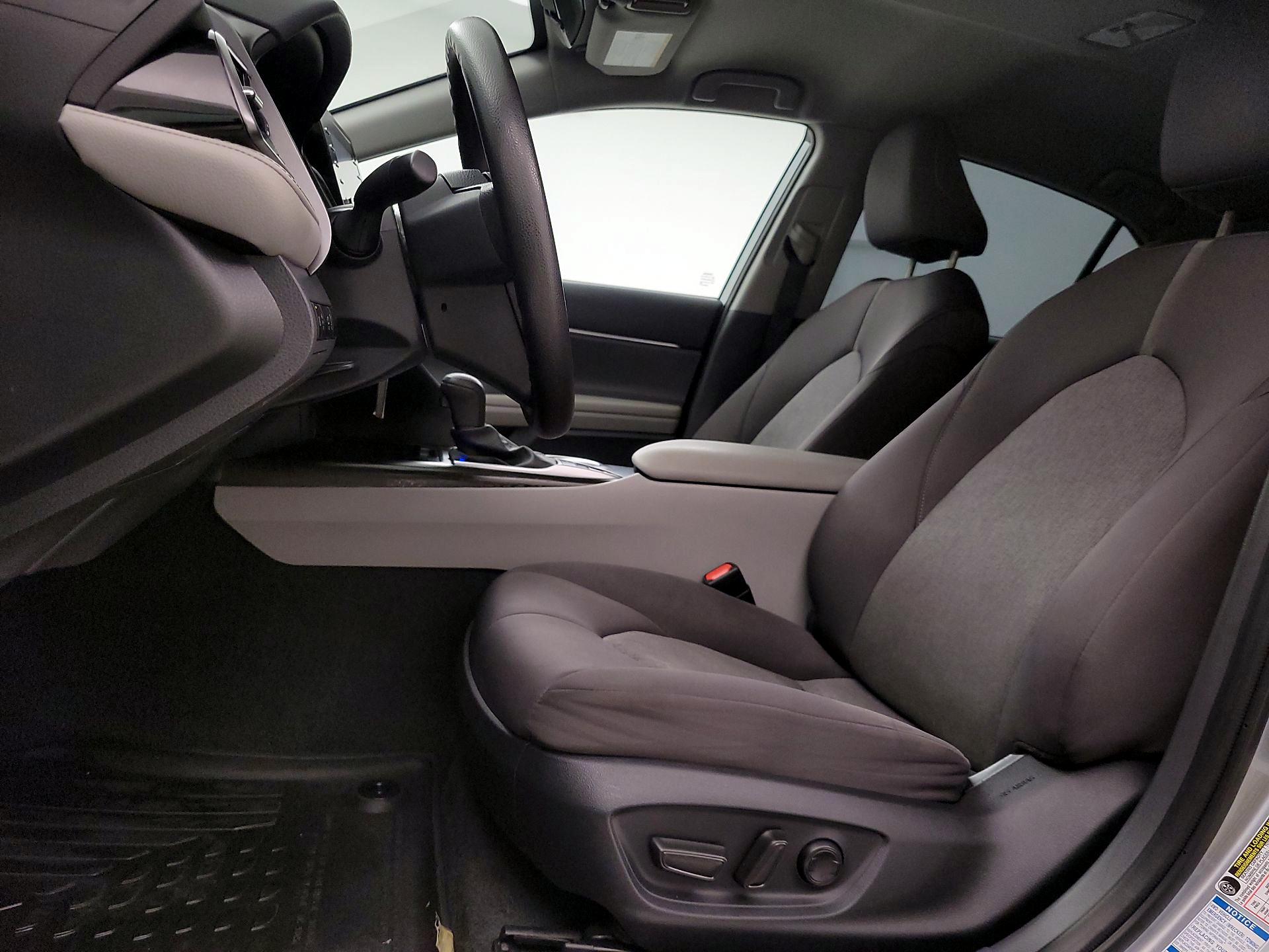 Thumbnail: 2023 Toyota Camry - 11