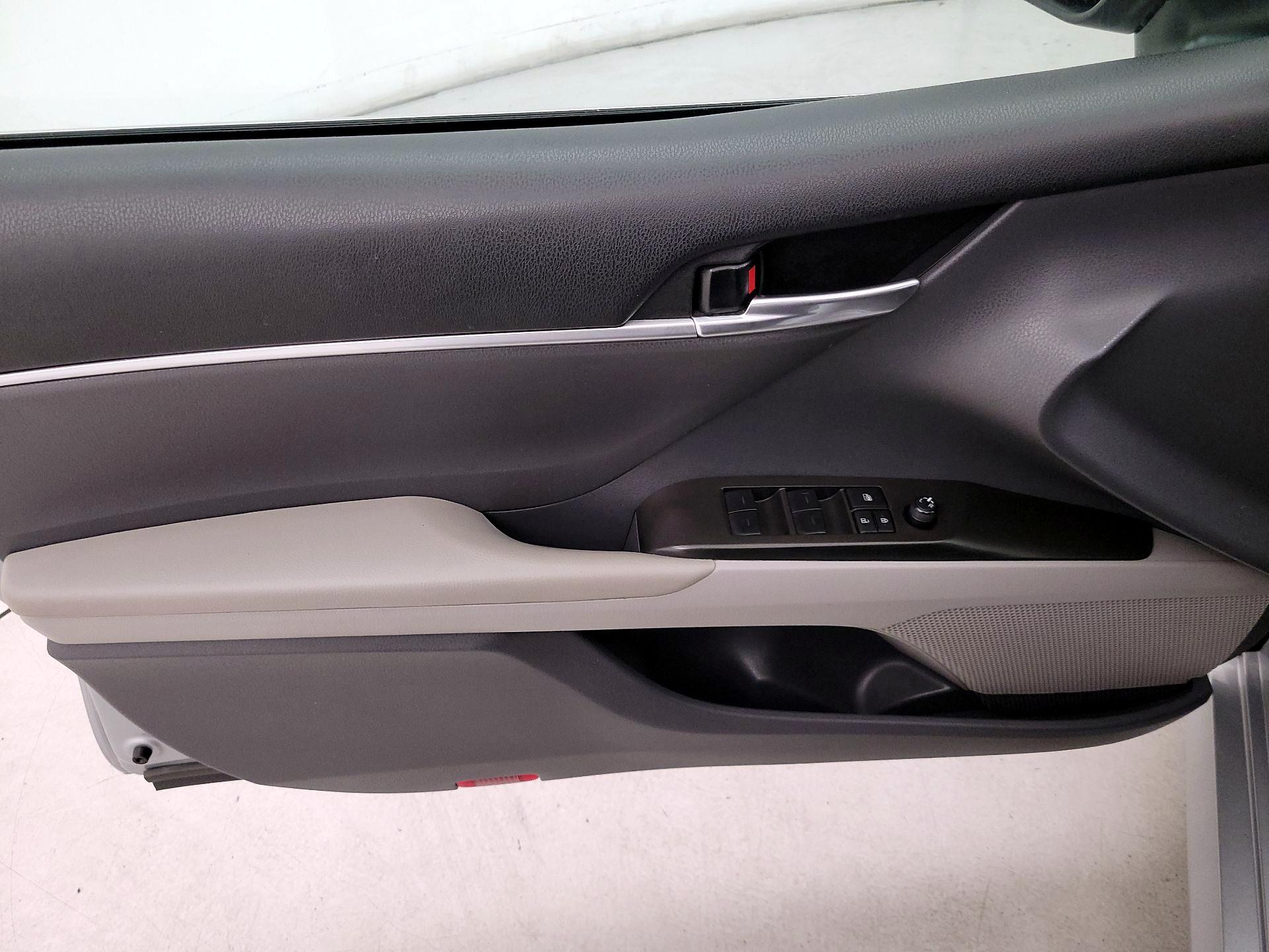 Thumbnail: 2023 Toyota Camry - 12