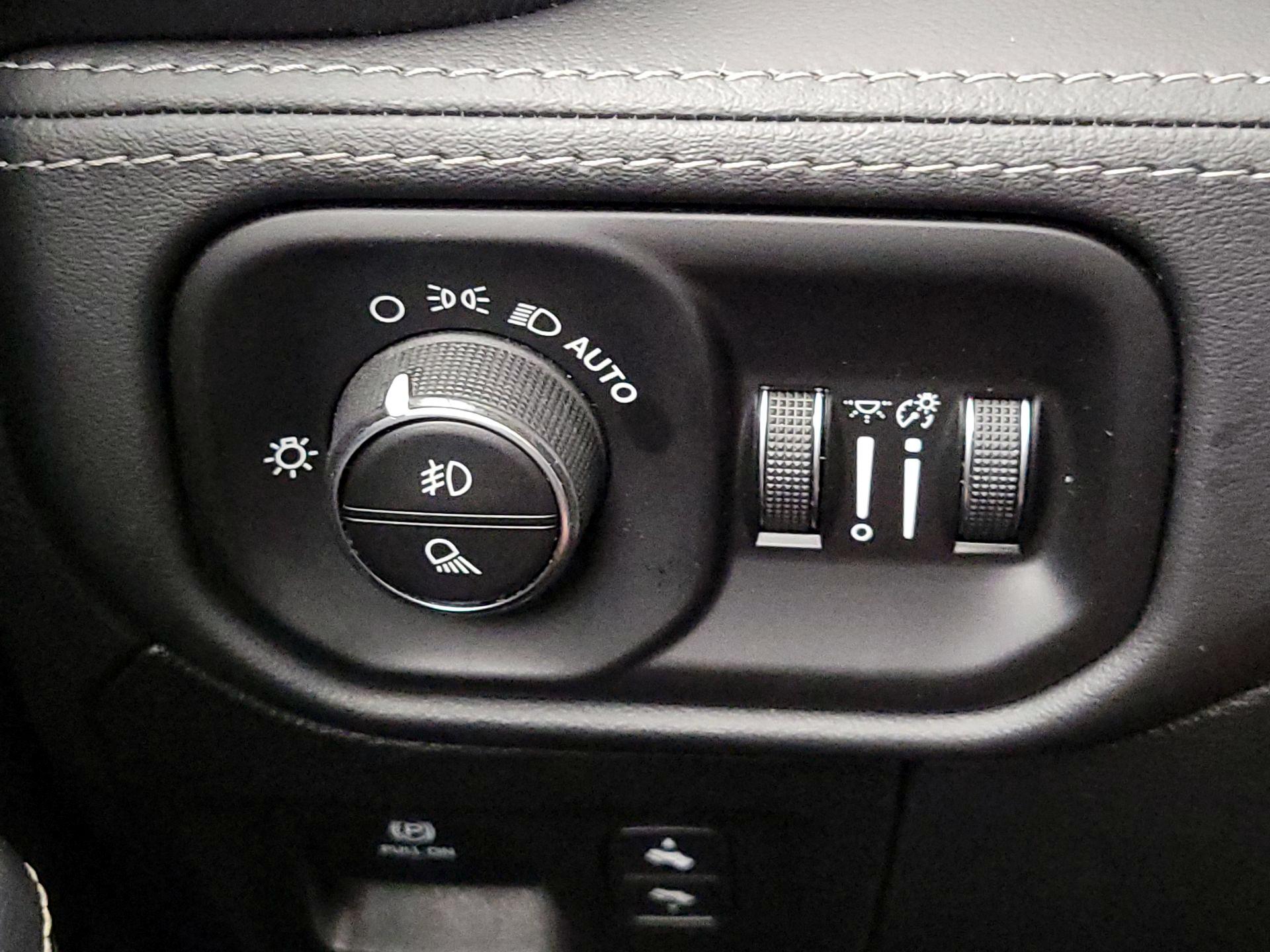 Thumbnail: 2022 RAM 1500 - 13