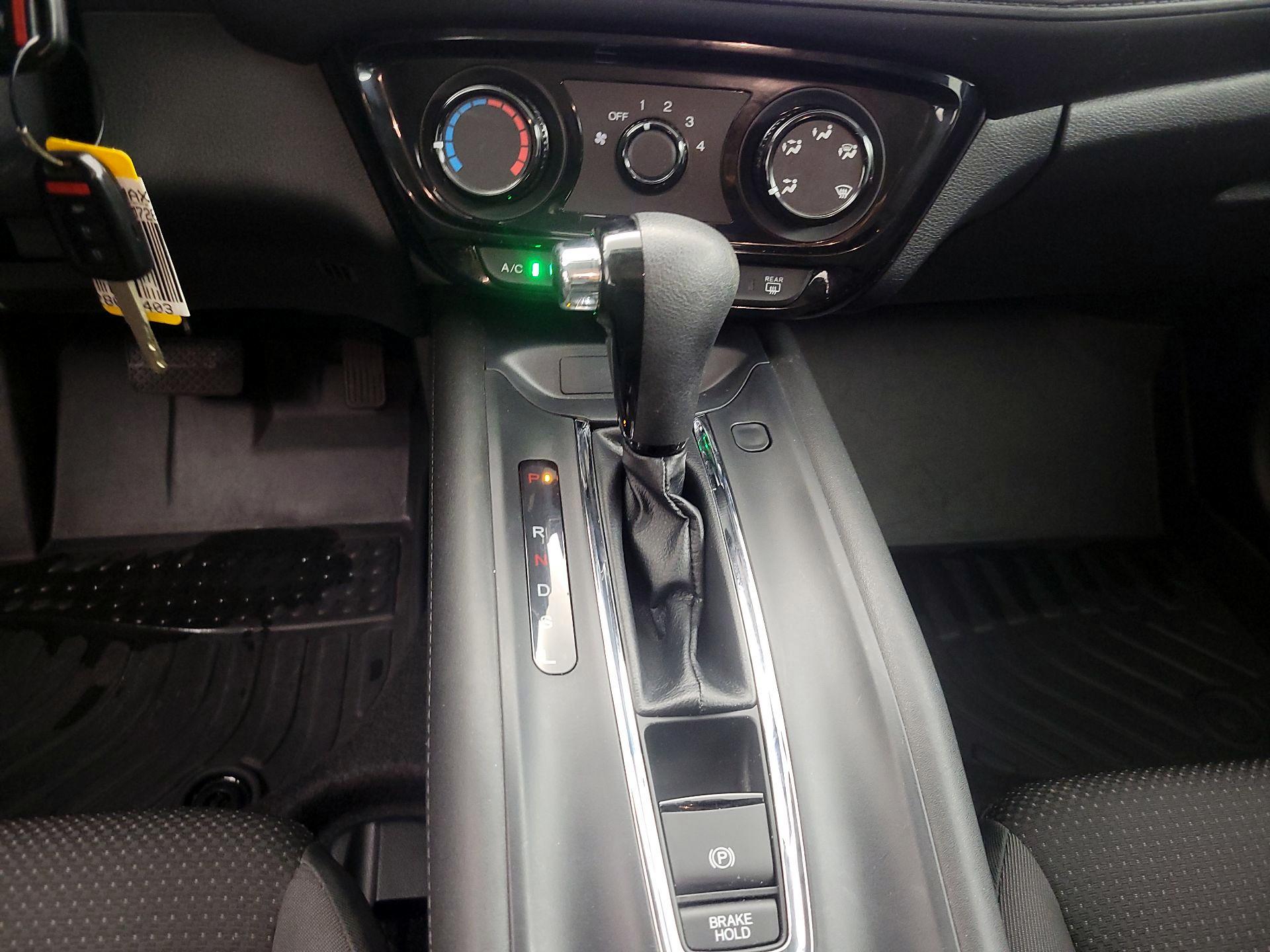 Thumbnail: 2022 Honda HR-V - 17