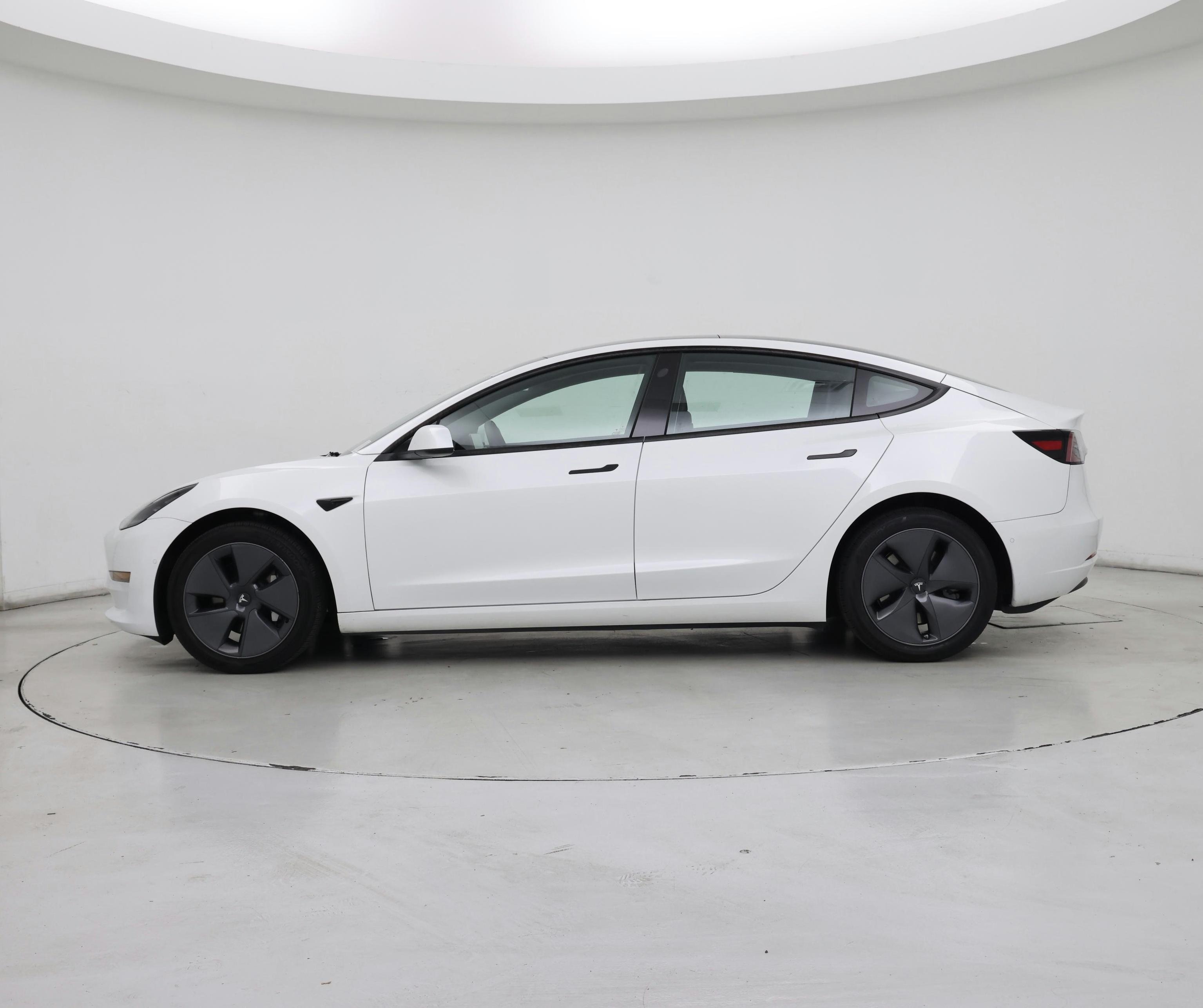 Thumbnail: 2022 Tesla Model 3 - 3